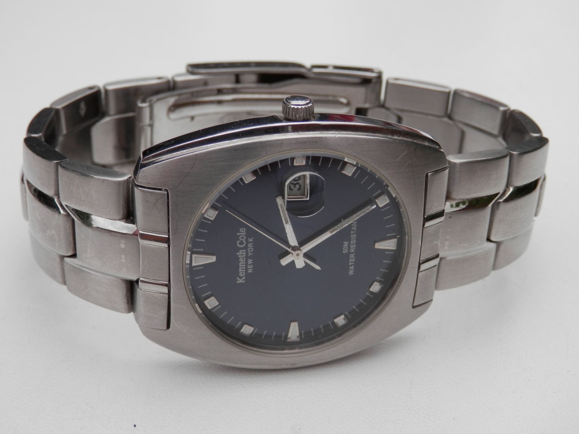 GENTS BOXED KENNETH COLE NEW YORK, FULL STAINLESS 50M WR QUARTZ DATE WATCH, FULLY WORKING. RRP $125 - Image 7 of 11