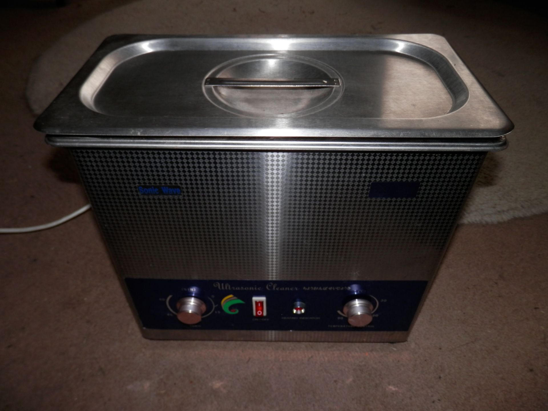 FULLY WORKING SONIC WAVE, ULTRA SONIC CLEANER 6.5L, 150 WATTS, GREAT CONDITION. COST OVER £200 NEW - Image 2 of 10