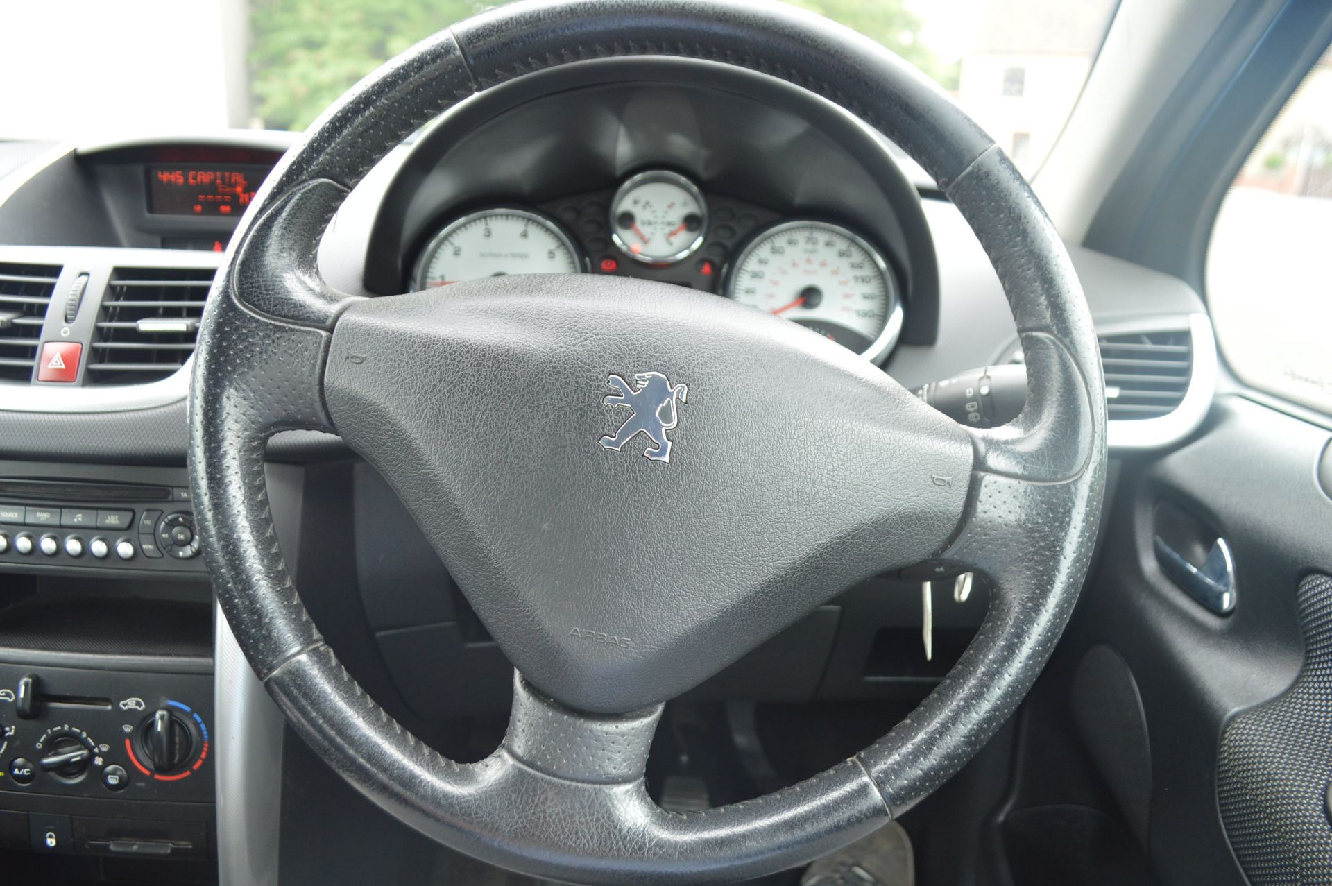 2008/08 REG PEUGEOT 207 M:PLAY, AIR CON, LONG MOT* WITH VALUER'S REPORT* - Image 12 of 16