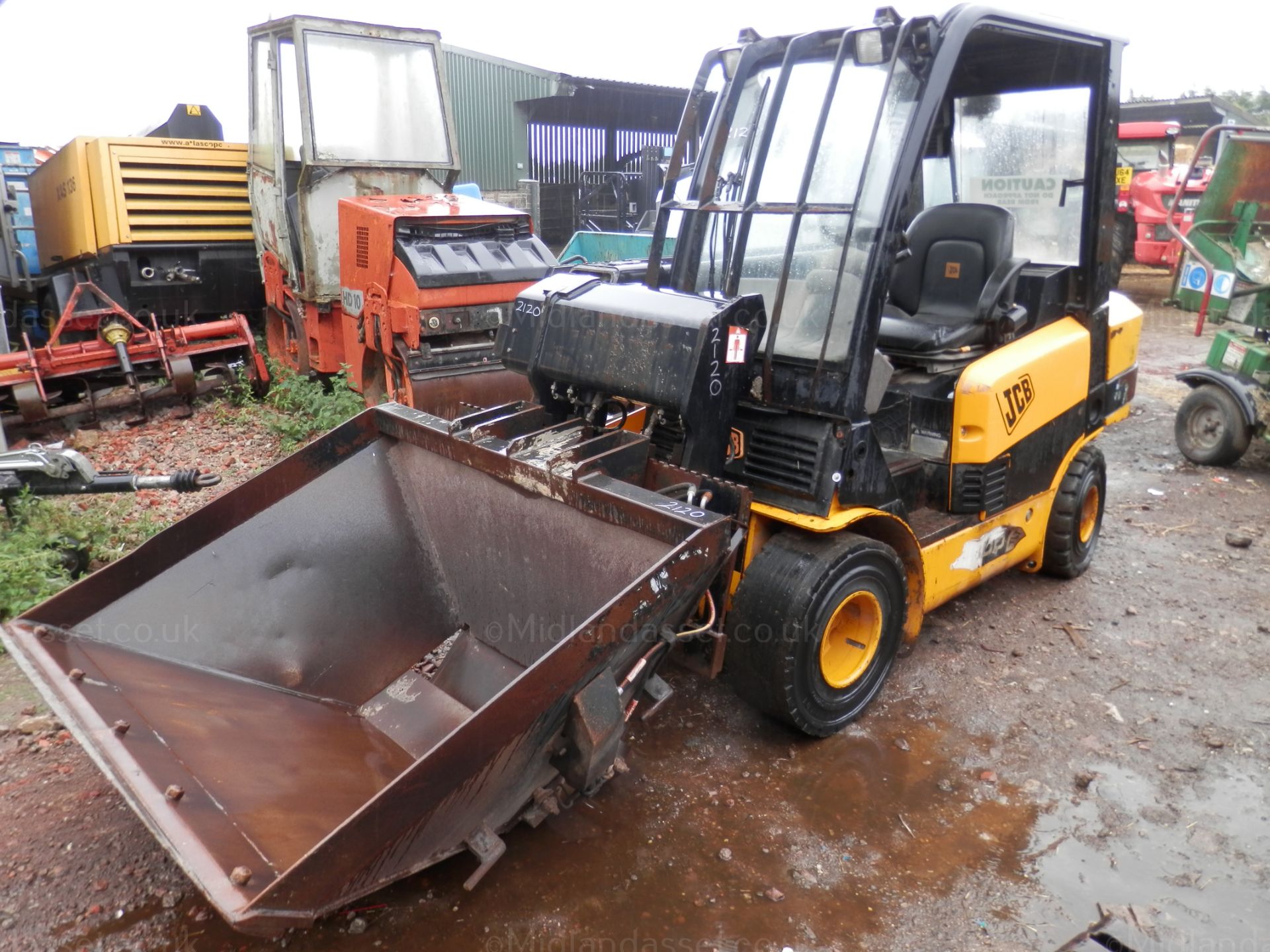 2004 JCB 30D TELETRUCK WITH BAGGING BUCKET - Image 6 of 11