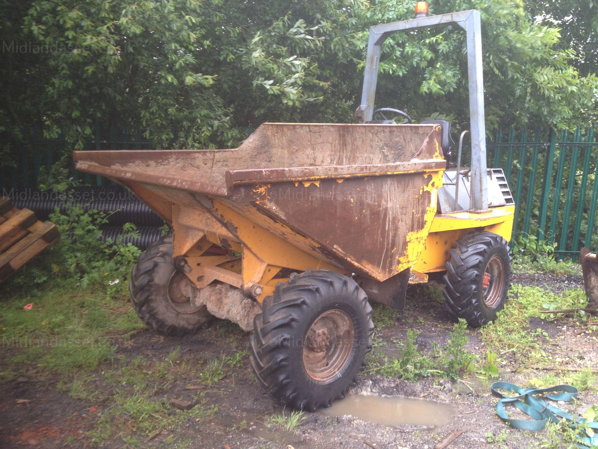 BENFORD PT3000 3 TONNE DUMPER