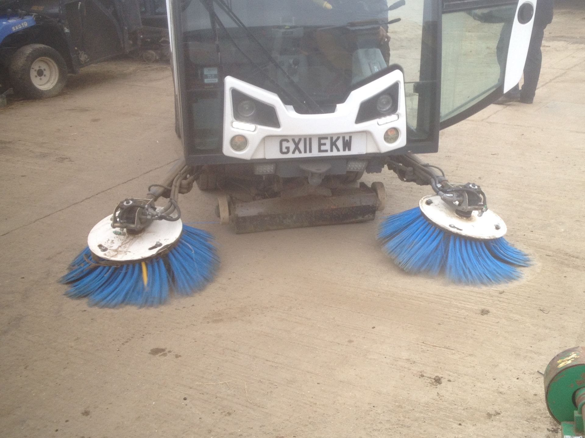 2011 JOHNSON ROAD SWEEPER WITH LED LIGHTS - Image 12 of 13