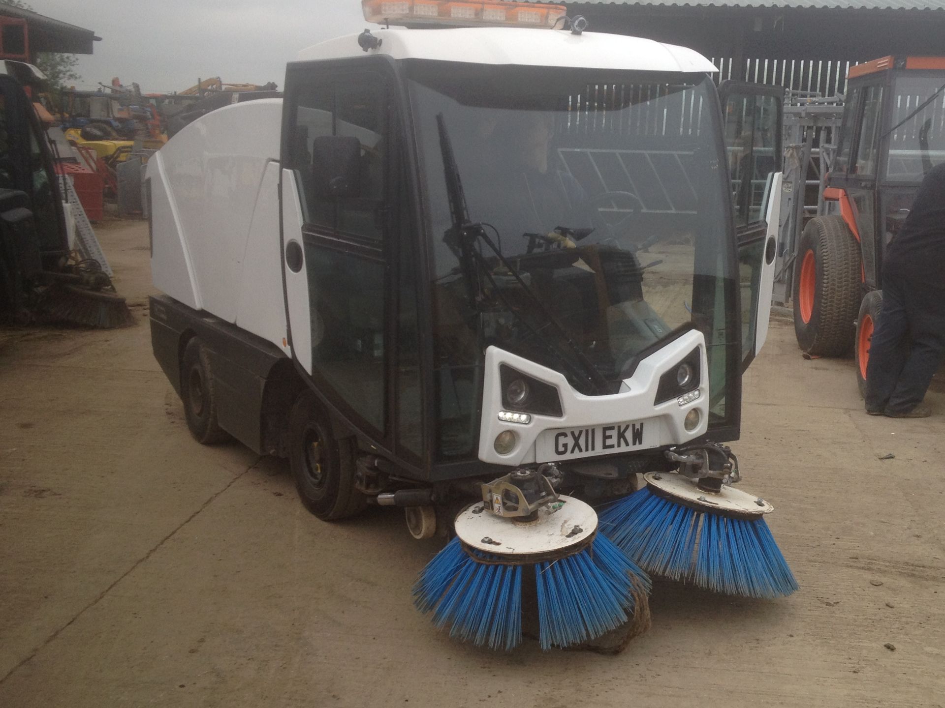 2011 JOHNSON ROAD SWEEPER WITH LED LIGHTS - Image 9 of 13