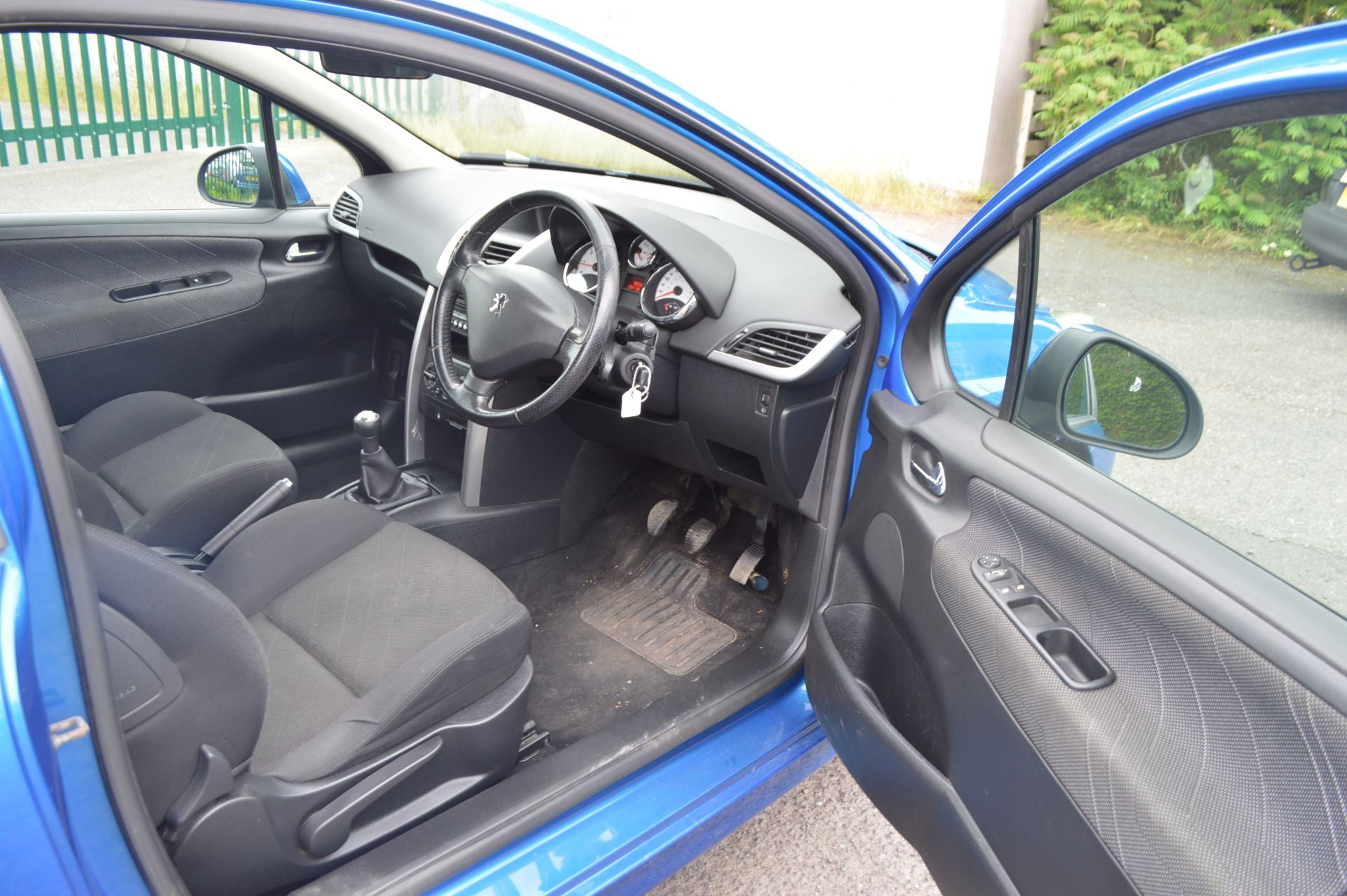 2008/08 REG PEUGEOT 207 M:PLAY, AIR CON, LONG MOT* WITH VALUER'S REPORT* - Image 10 of 16