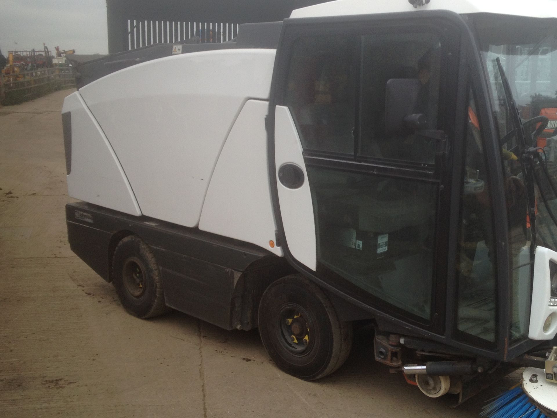 2011 JOHNSON ROAD SWEEPER WITH LED LIGHTS - Image 8 of 13