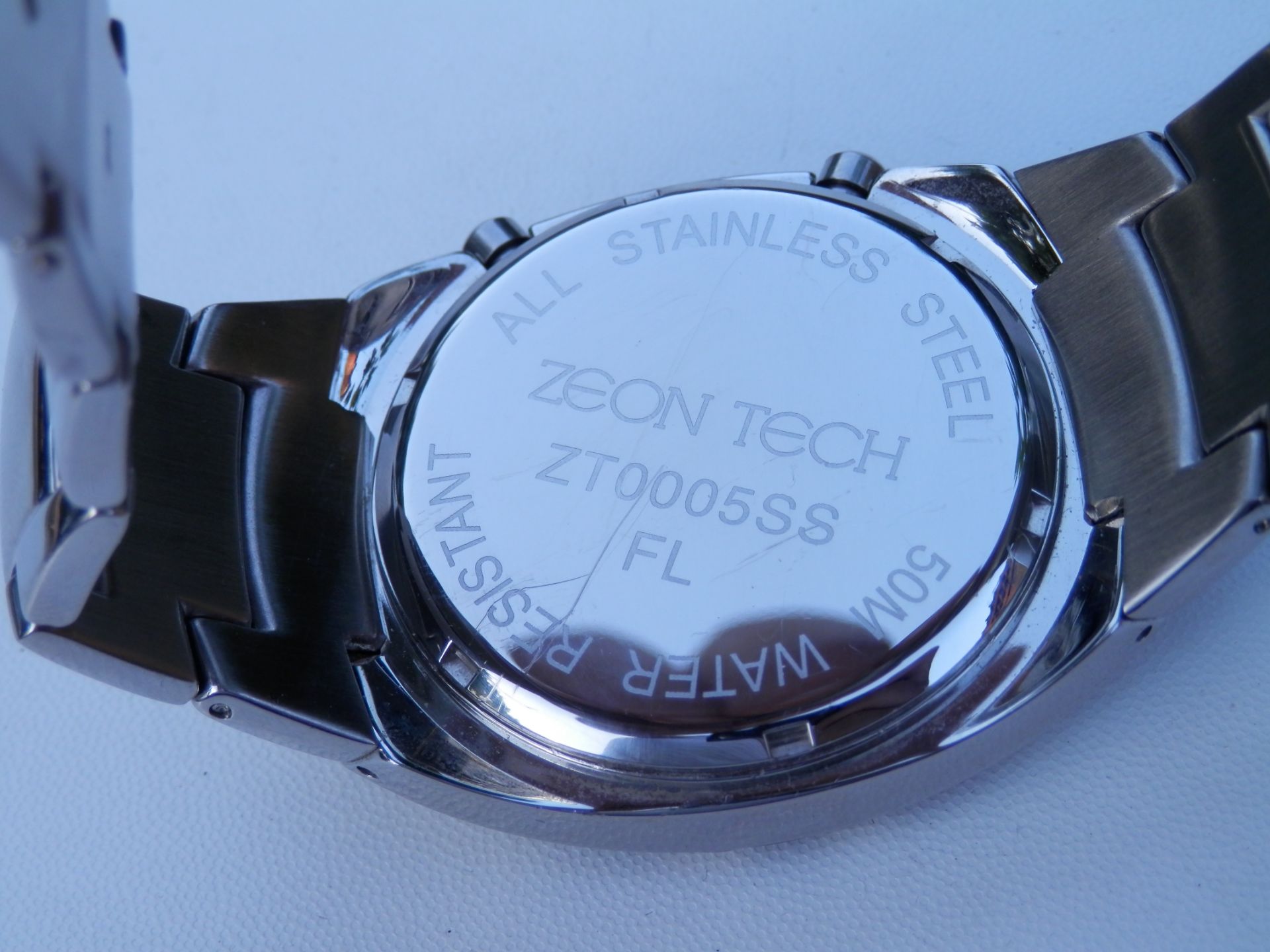 RRP £150 SOLSANO DIGITAL DOT WATCH, NEW/OLD STOCK FROM A CLOSING WATCH SHOP, NEW BATTERY & WORKING. - Image 10 of 10