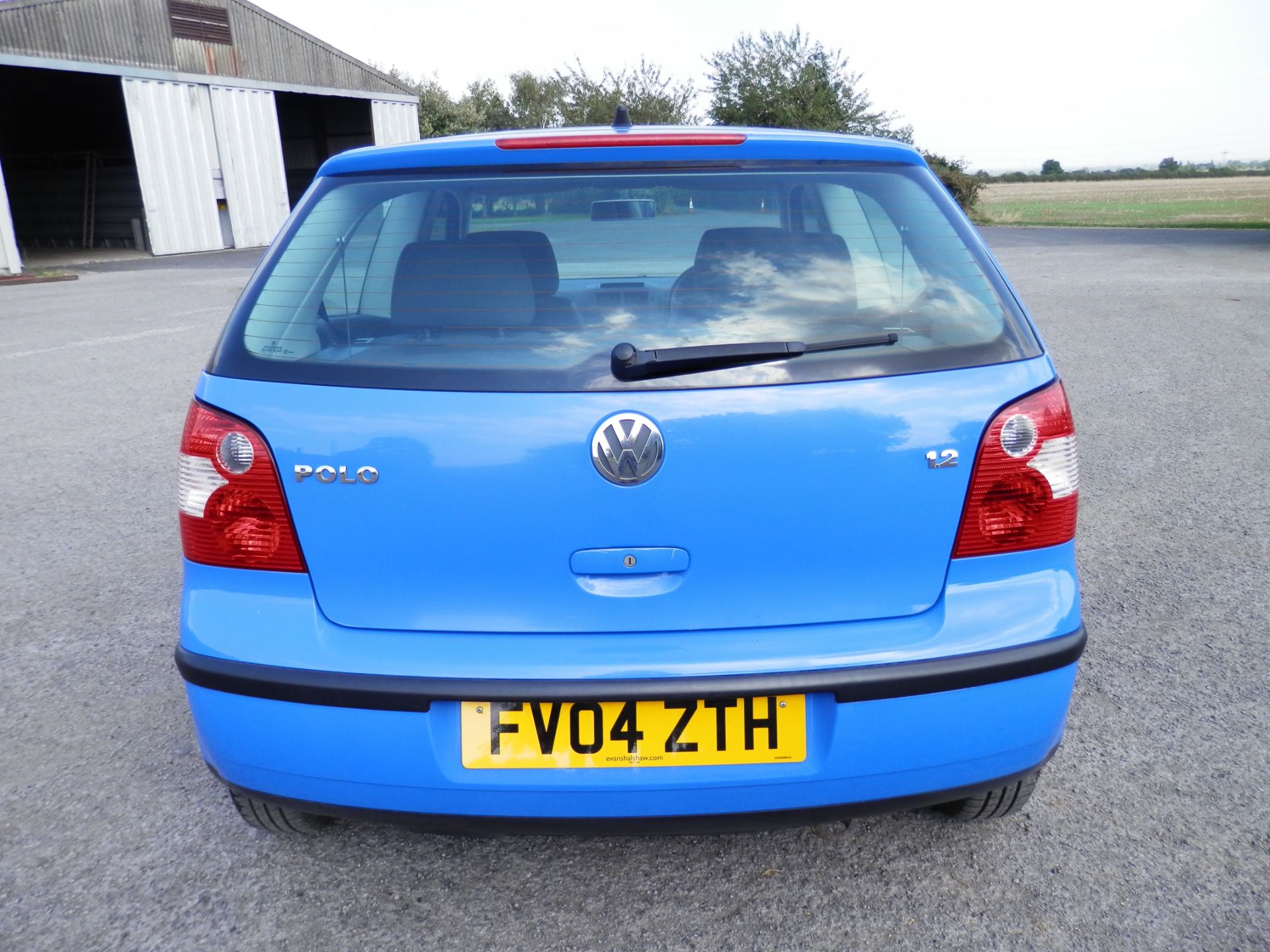 2004/04 PLATE VOLKSWAGEN POLO 1.2 S 3 DOOR, AIR CON,POWER STEERING, 108K MILES, MOT NOVEMBER 2016. - Image 3 of 26