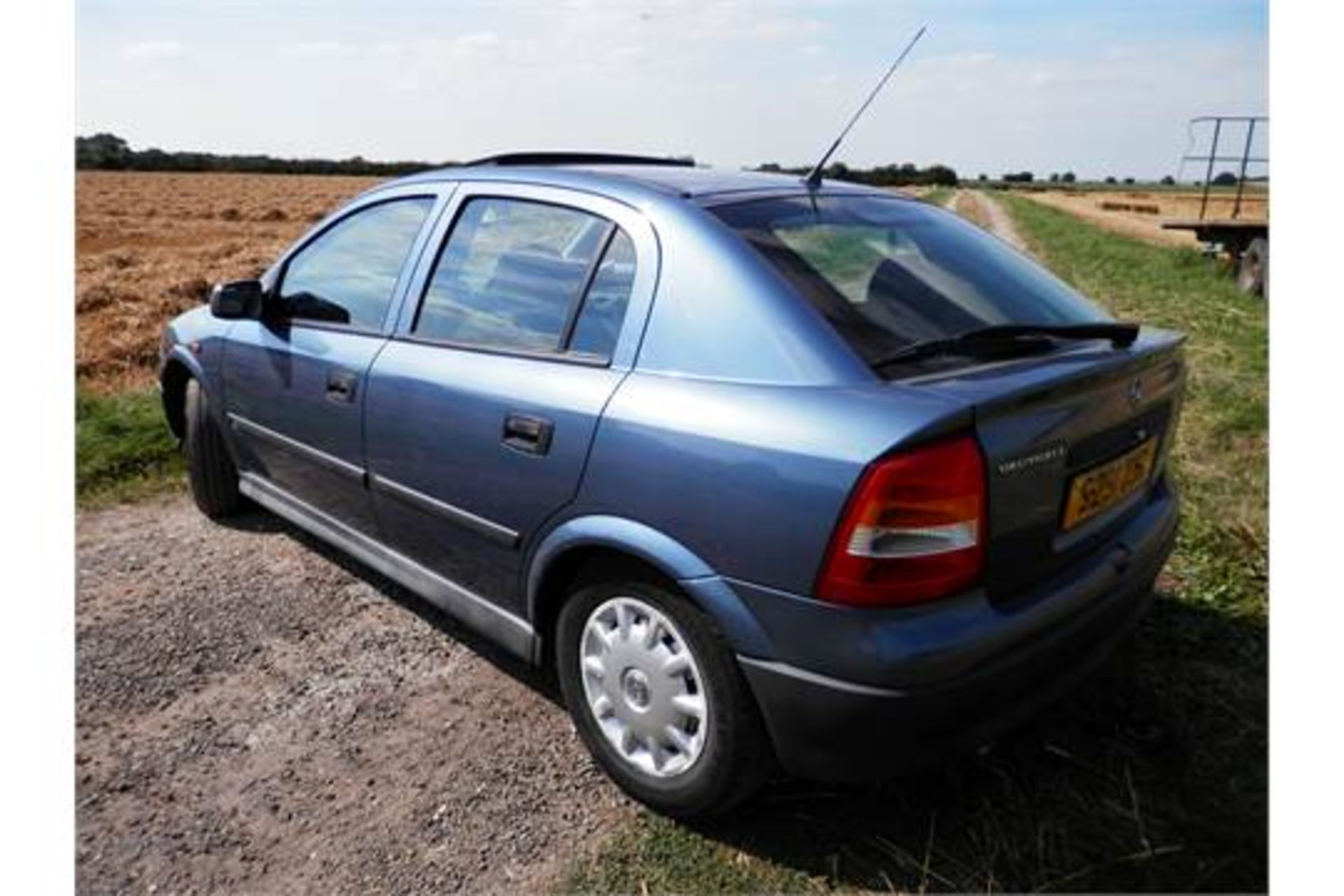 1998/S REG VAUXHALL ASTRA 1.6 LS 16 VALVE IN BLUE. 79K MILES VERIFIED. MOT 04 MARCH 2017. HPI CLEAR - Image 5 of 21