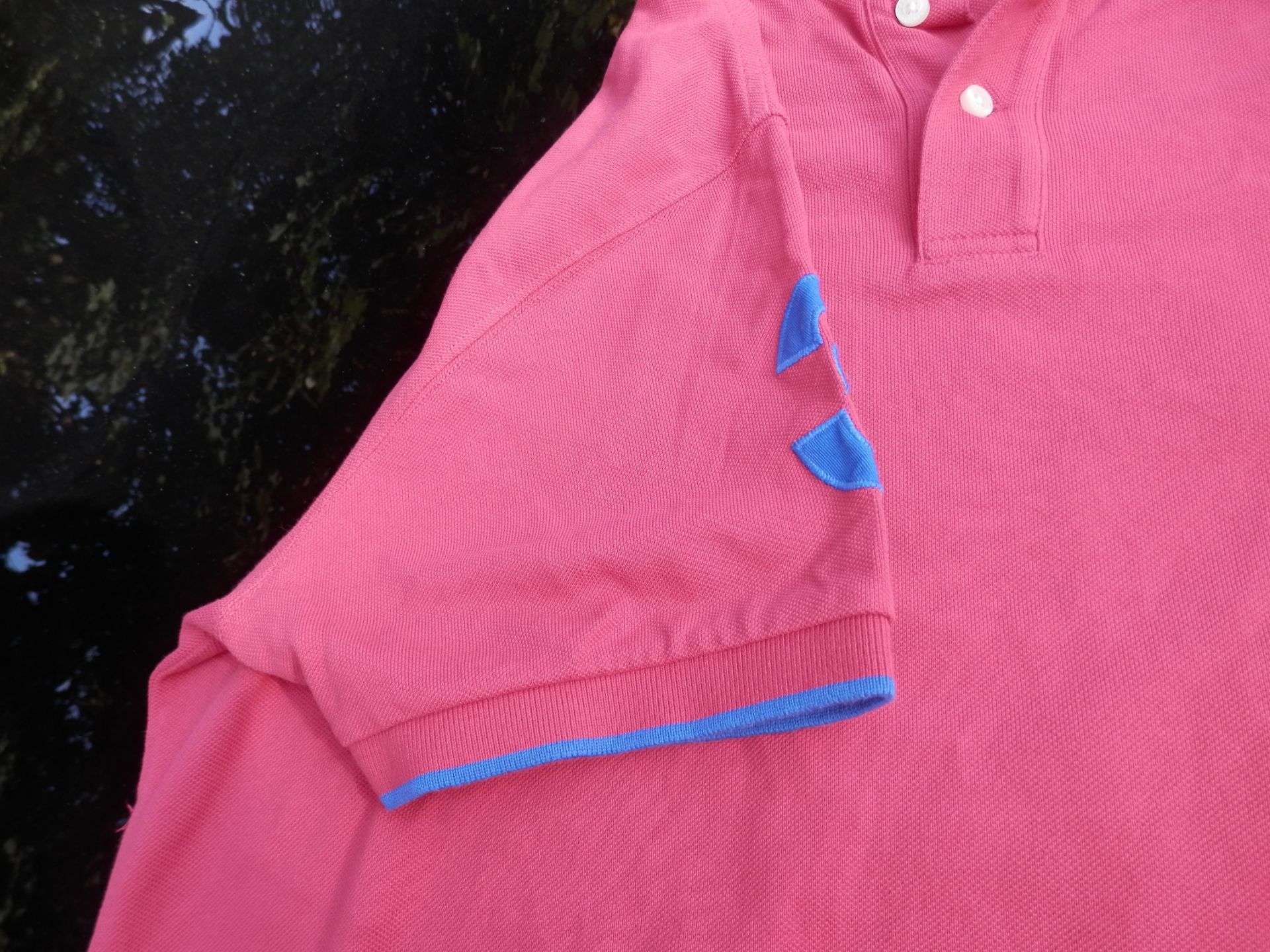 GENTS USED HACKETT POLO SHIRT IN XL, GOOD USED CONDITION. - Image 4 of 8