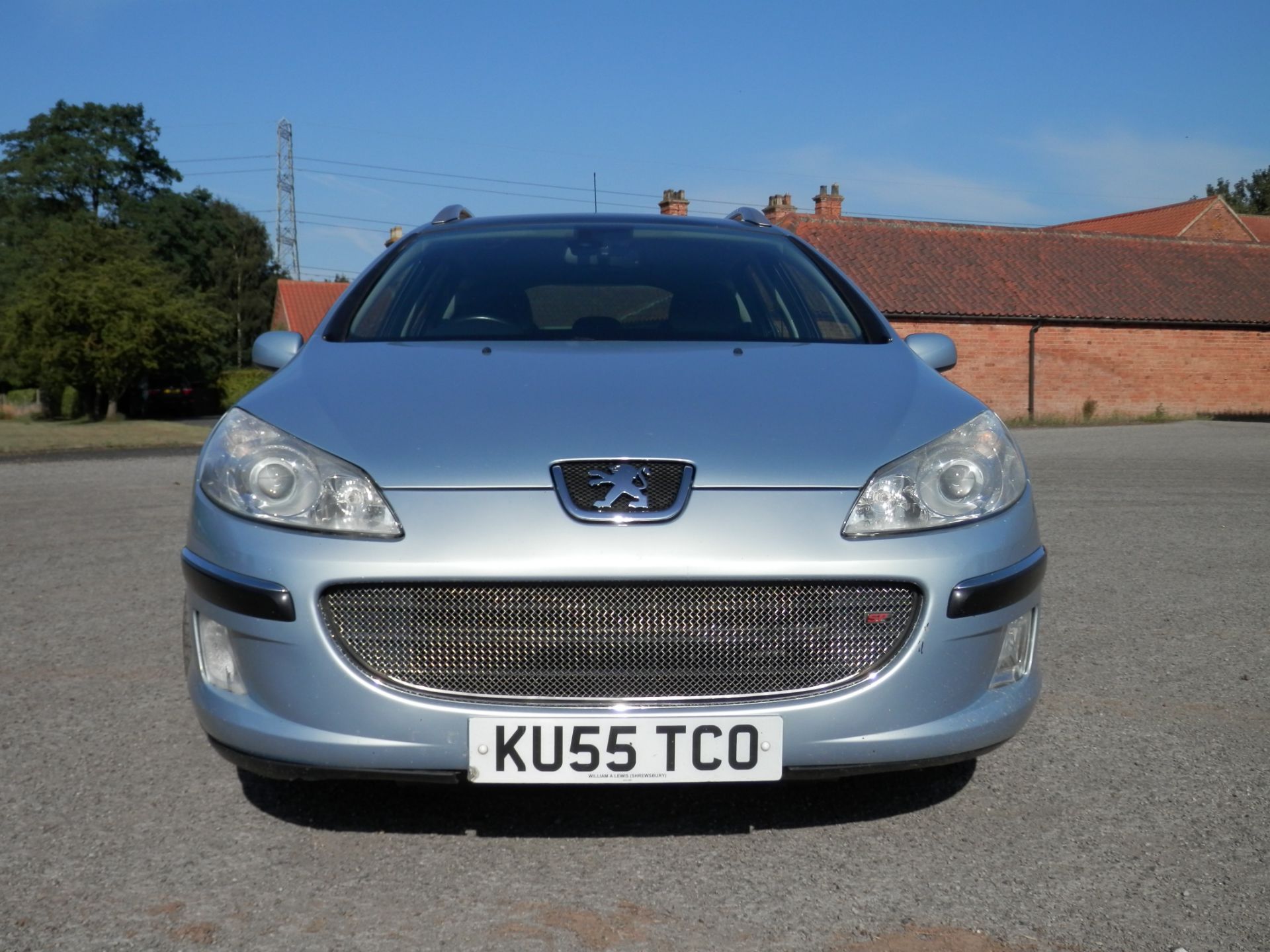 2005/55 PLATE PEUGEOT 407 SW DIESEL ESTATE,PAN ROOF. ICE BLUE METALLIC, 100K MILES, MOT DUE NOV 2016 - Image 2 of 30