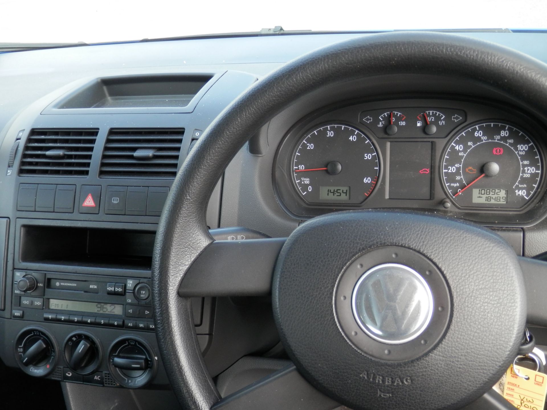 2004/04 PLATE VOLKSWAGEN POLO 1.2 S 3 DOOR, AIR CON,POWER STEERING, 108K MILES, MOT NOVEMBER 2016. - Image 19 of 26