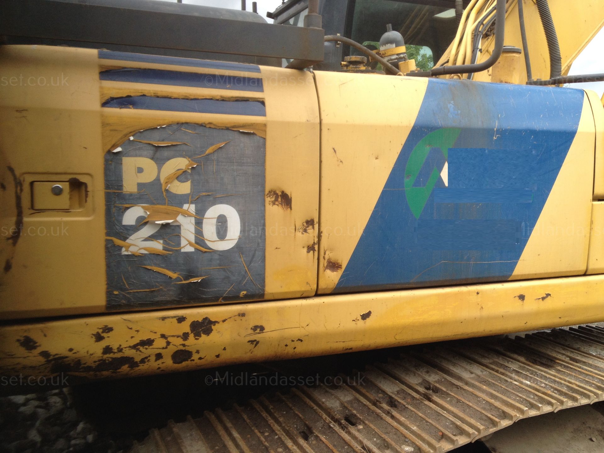 2005 KOMATSU PC210 EXCAVATOR - Image 6 of 11