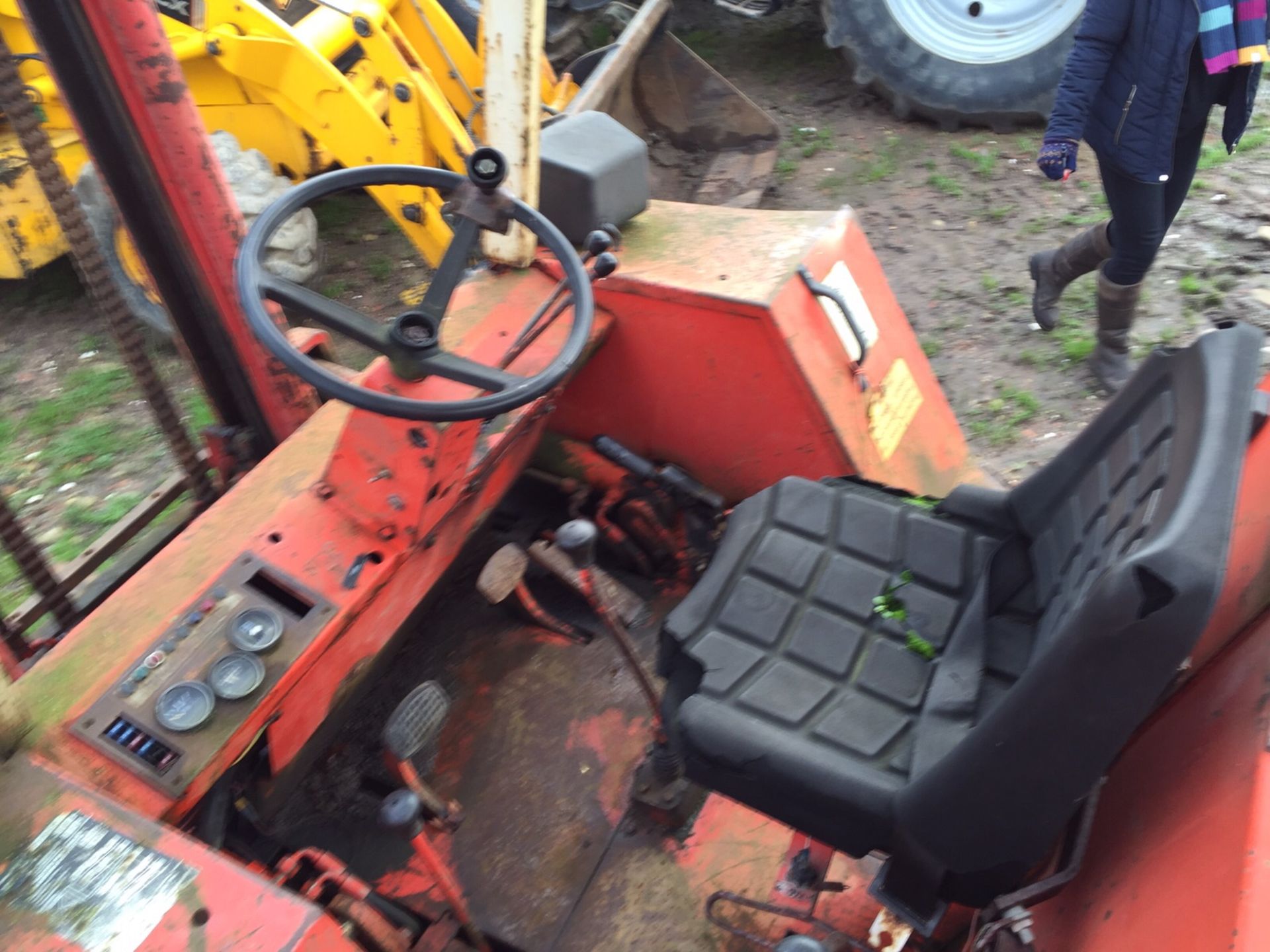 MANITOU FORKLIFT 2WD - Image 6 of 6