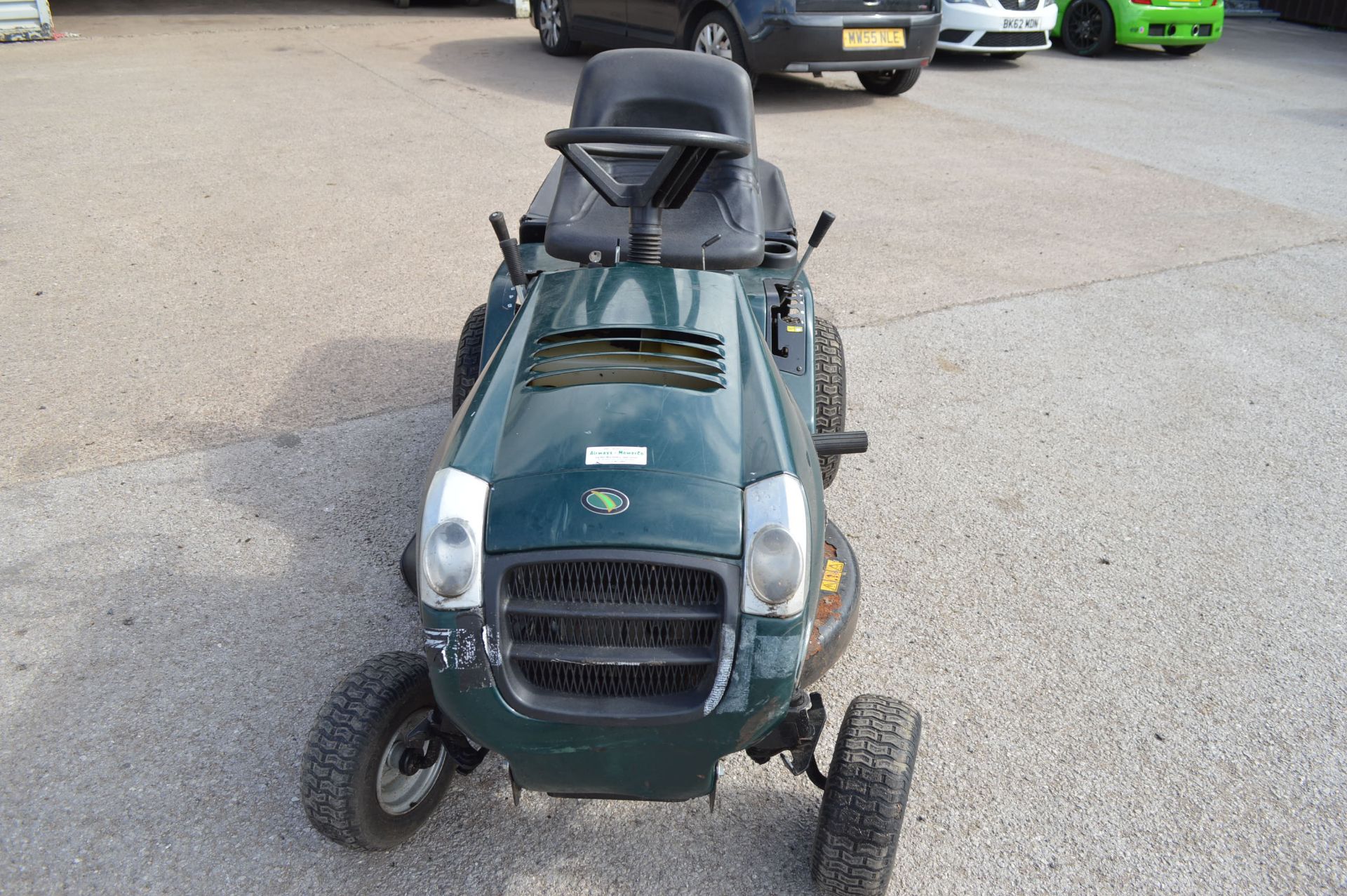 2004 HAYTER HERITAGE RIDE-ON LAWN MOWER *NO VAT* - Image 2 of 12