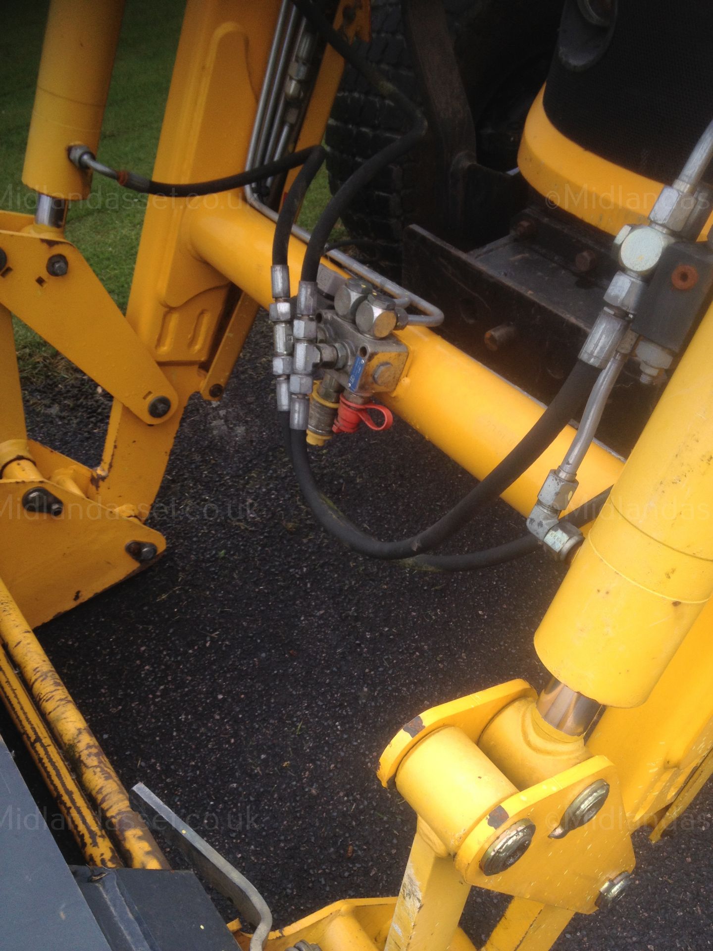 JCB 354 TRACTOR WITH 3130 LOADER - Image 12 of 14