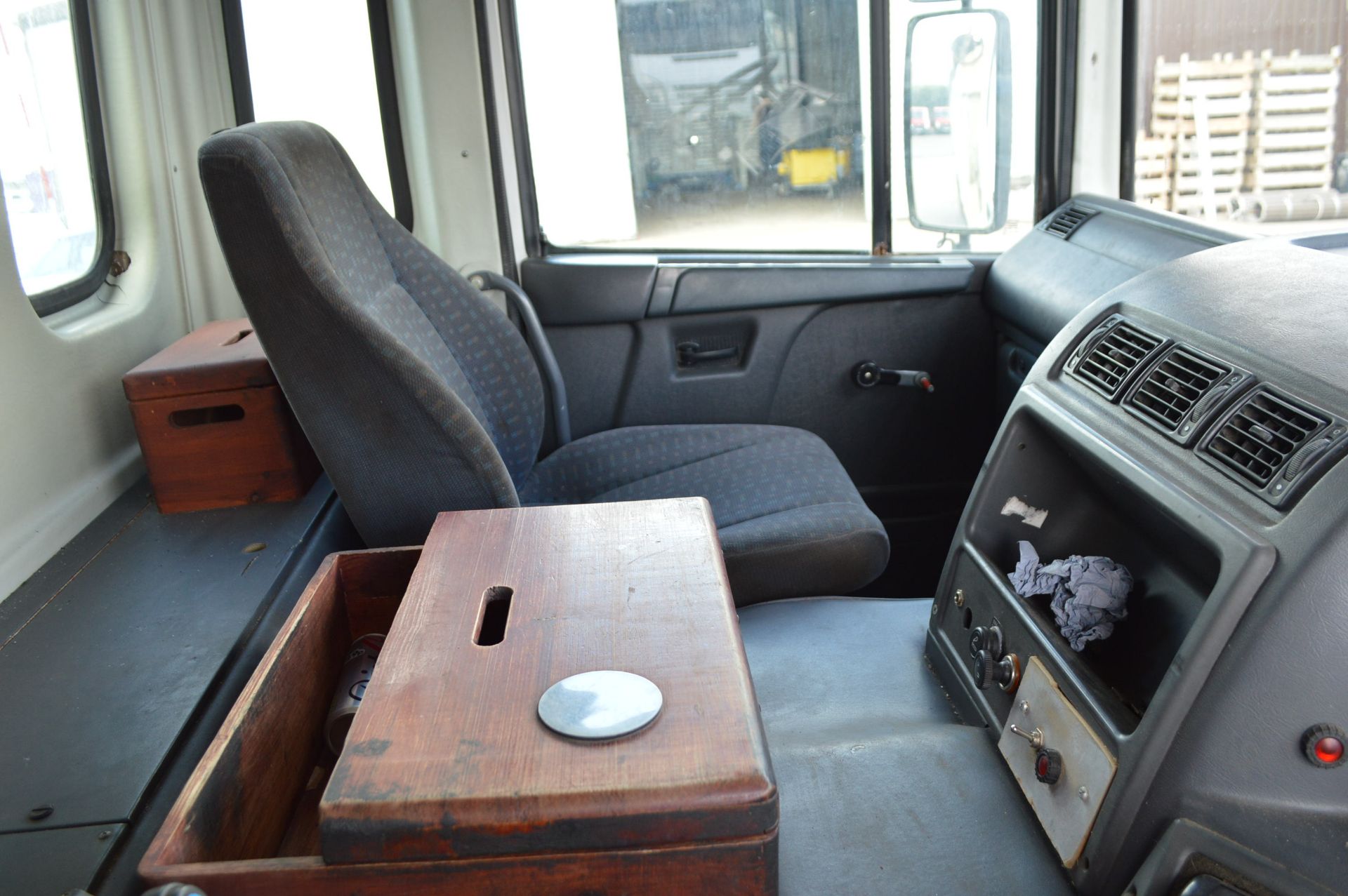 1999/V REG ERF EC11 TIPPING LORRY *NO VAT* - Image 17 of 28