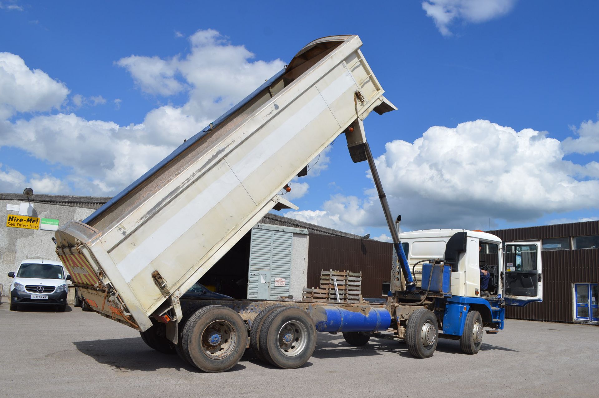 1999/V REG ERF EC11 TIPPING LORRY *NO VAT* - Image 24 of 28