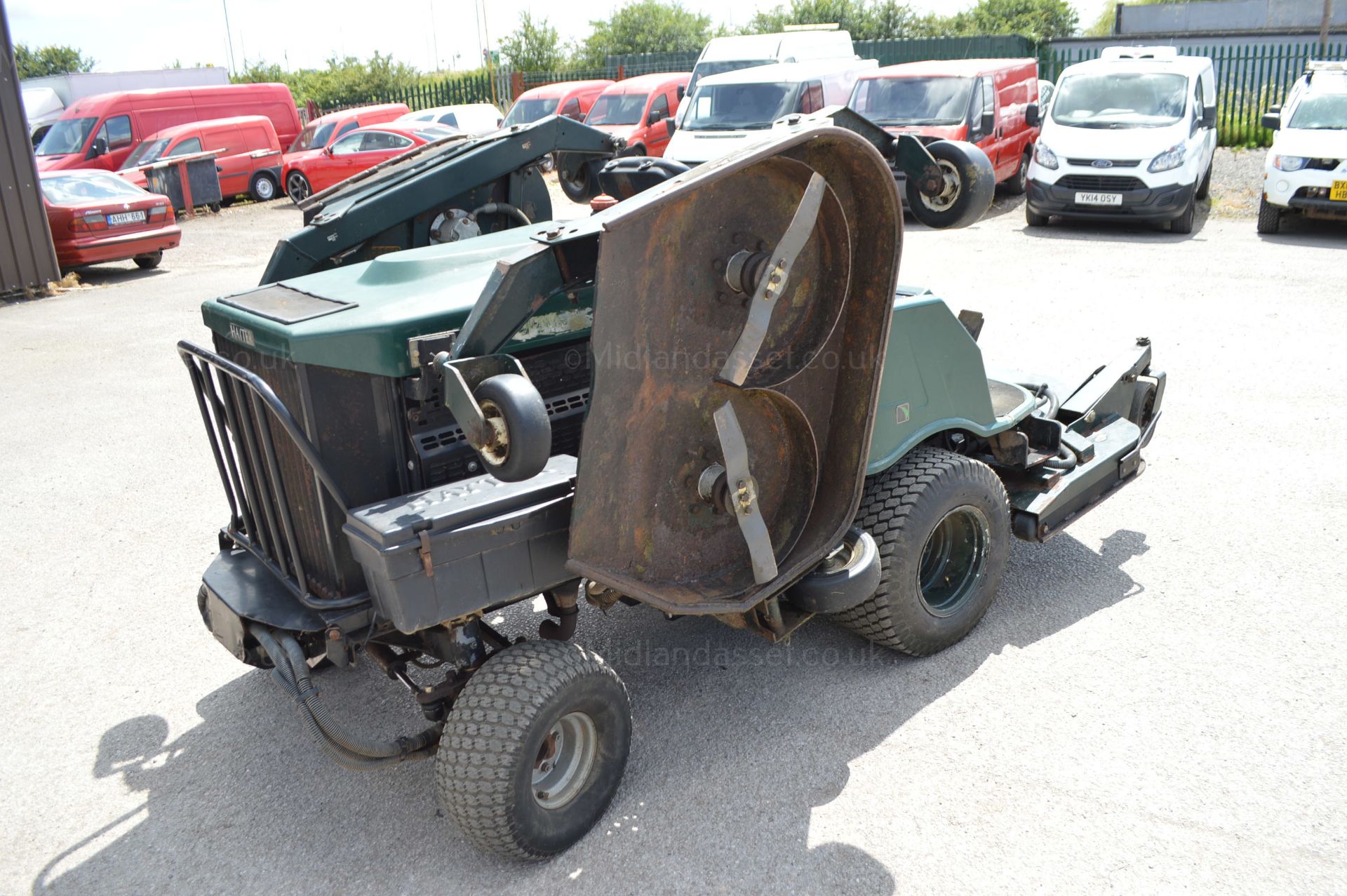 2003 HAYTER R314 ROTARY TURF MOWER *NO VAT* - Image 4 of 16