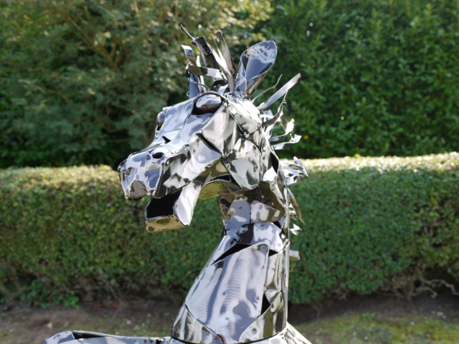 MEDIUM METAL REARING HORSE STATUE - 4 FOOT HIGH *PLUS VAT* - Image 3 of 4