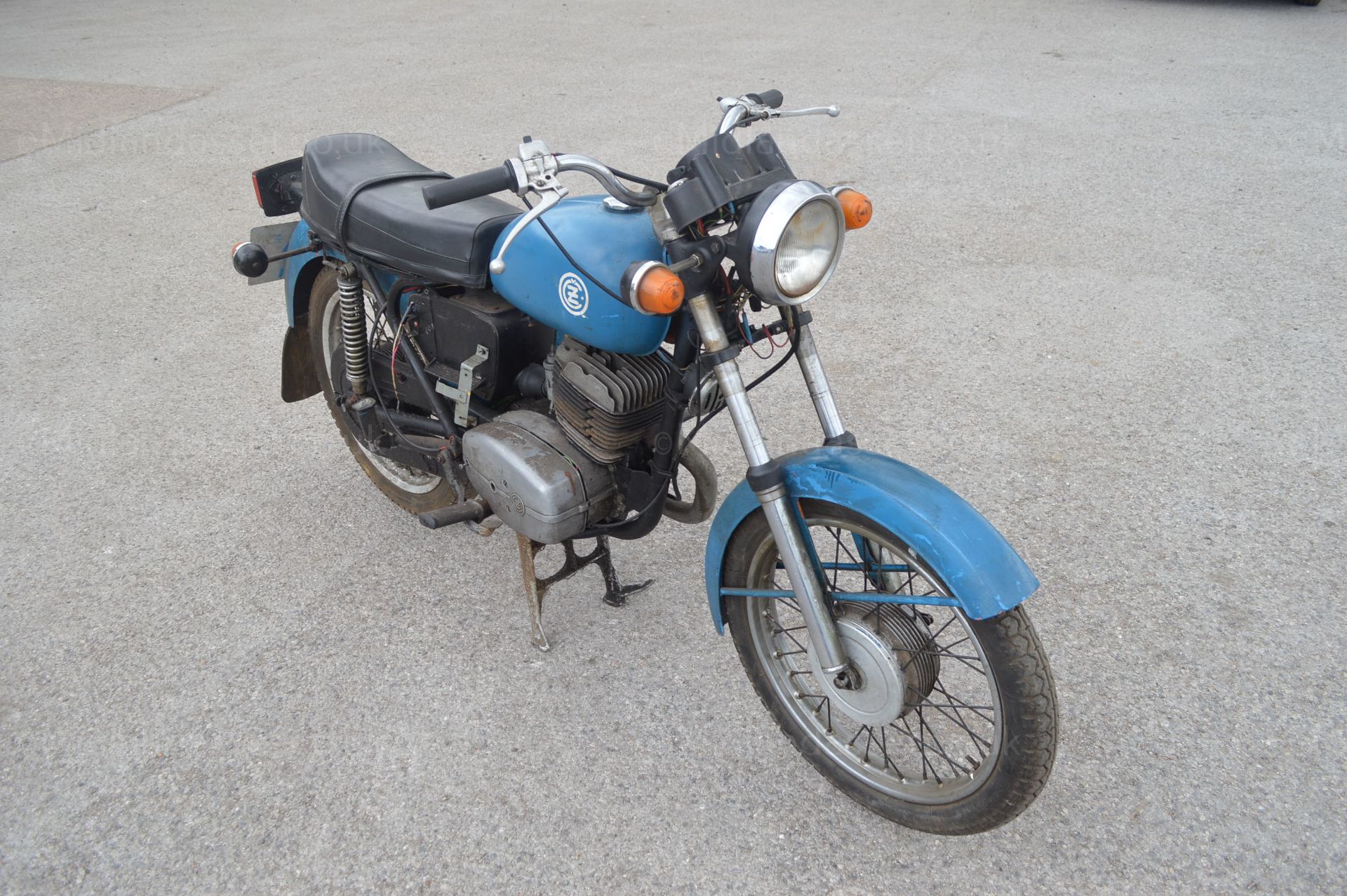 1973 CZ 175cc MOTORCYCLE *NO VAT*