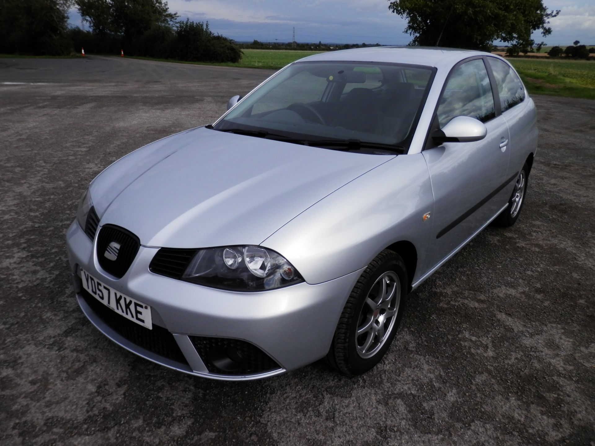 2007/57 PLATE SEAT IBIZA 1.4 WARRANTED 77K MILES, MOT JUNE 2017. 5 SPEED MANUAL.