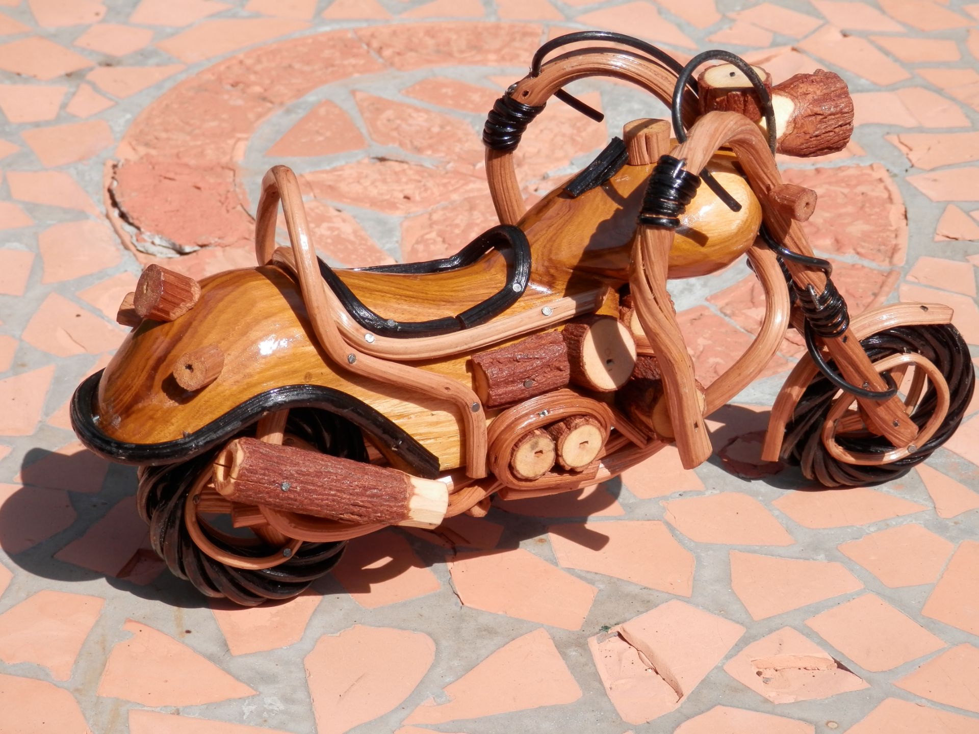 SUPERB NEW WOODEN MODEL CUSTOM BIKE, CHOPPER STYLE. APPROX 10" LONG X 6" HIGH.