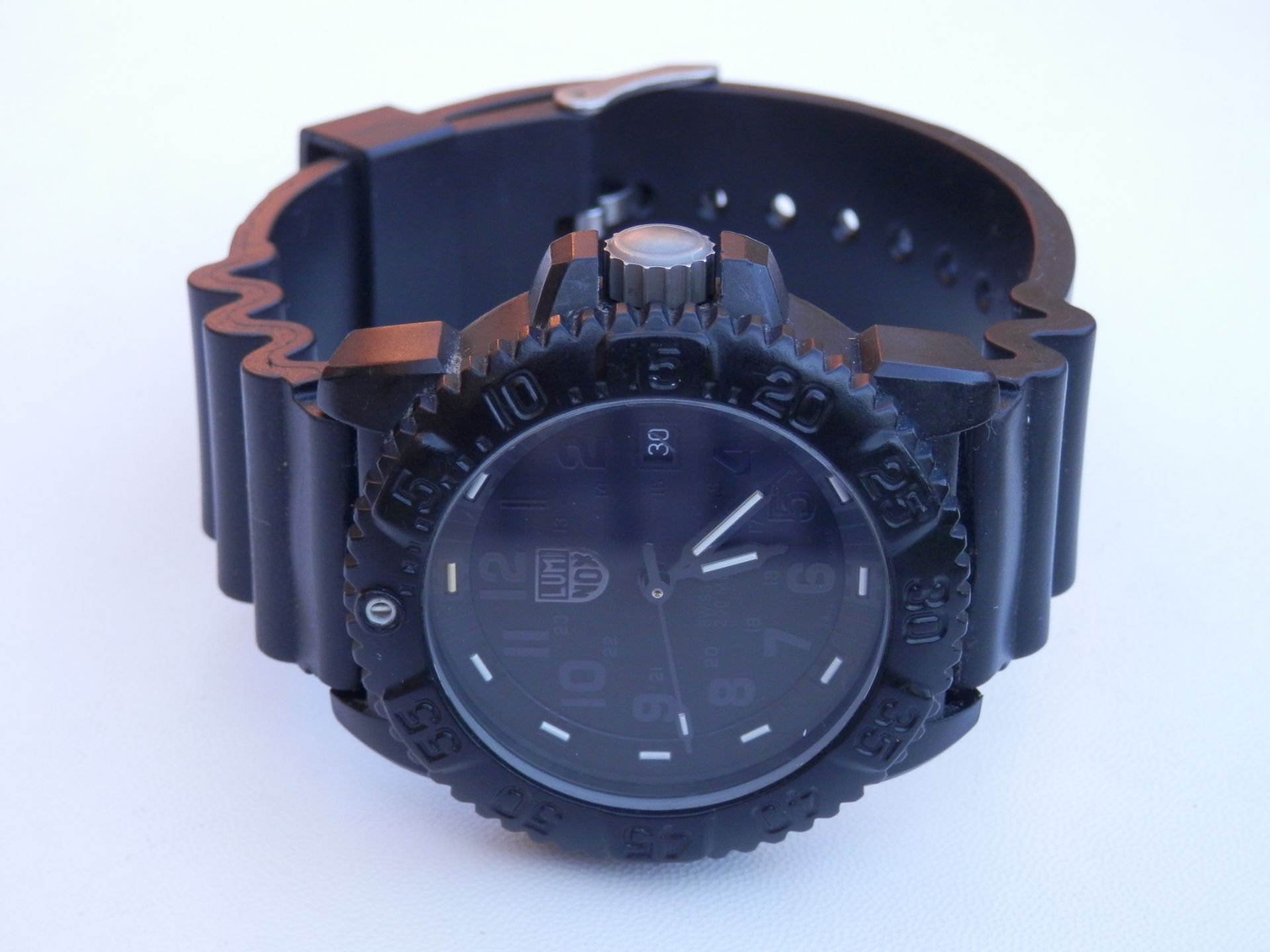 RRP £275 SUPERB 100% GENUINE LUMINOX TACTICAL NAVY SEALS 47MM CARBON, 200M WR, MINERAL CRYSTAL WATCH - Image 5 of 9