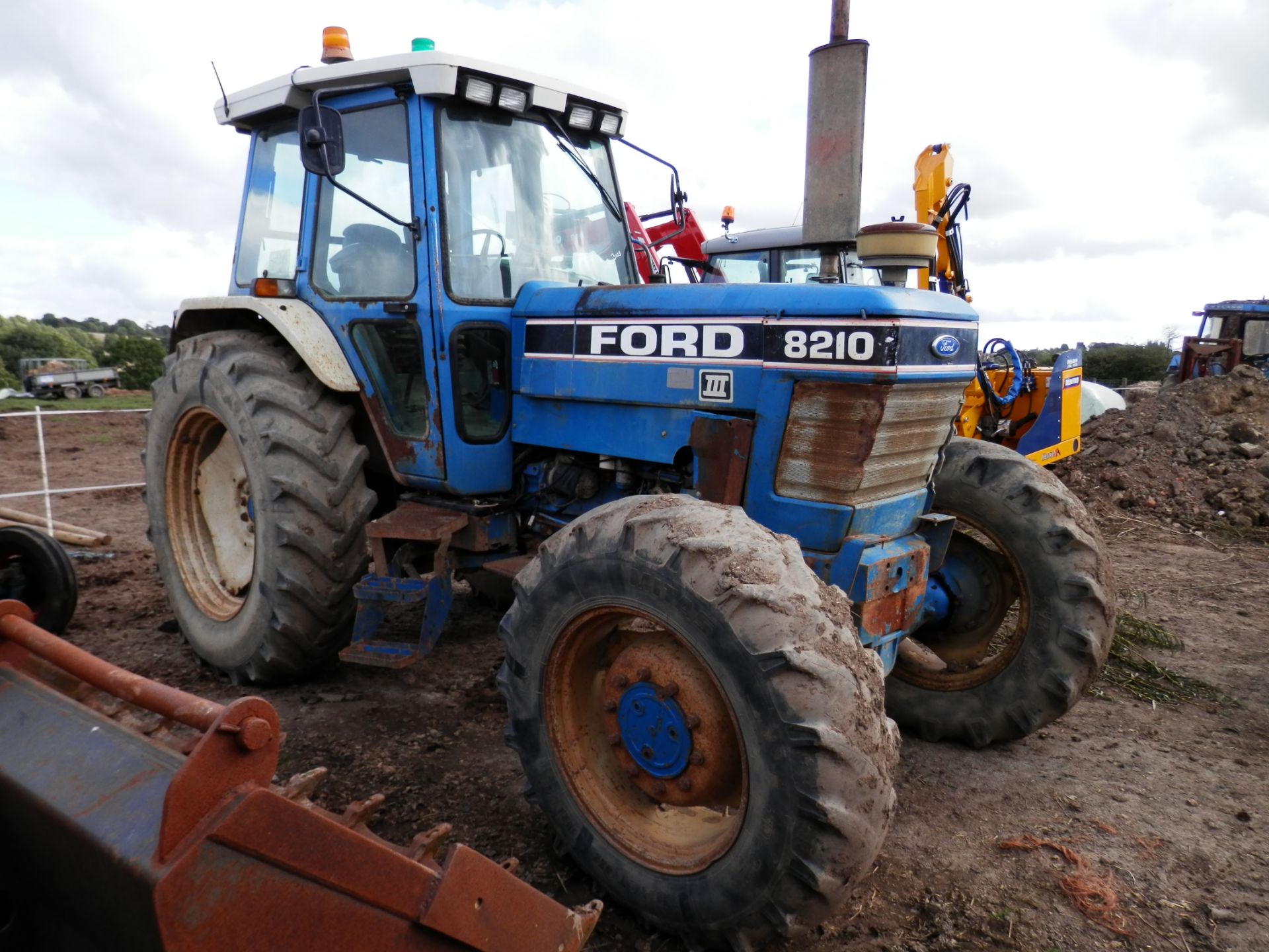 1990/H REG FORD 8210 DIESEL TRACTOR, RUNNING & WORKING. 9409 WORKING HOURS. - Image 12 of 12