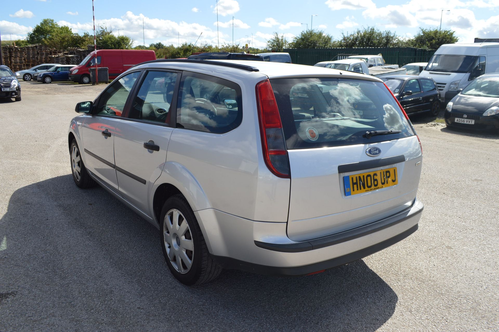 2006/06 REG FORD FOCUS LX TDCI ESTATE - AIR CONDITIONING *NO VAT* - Image 4 of 27