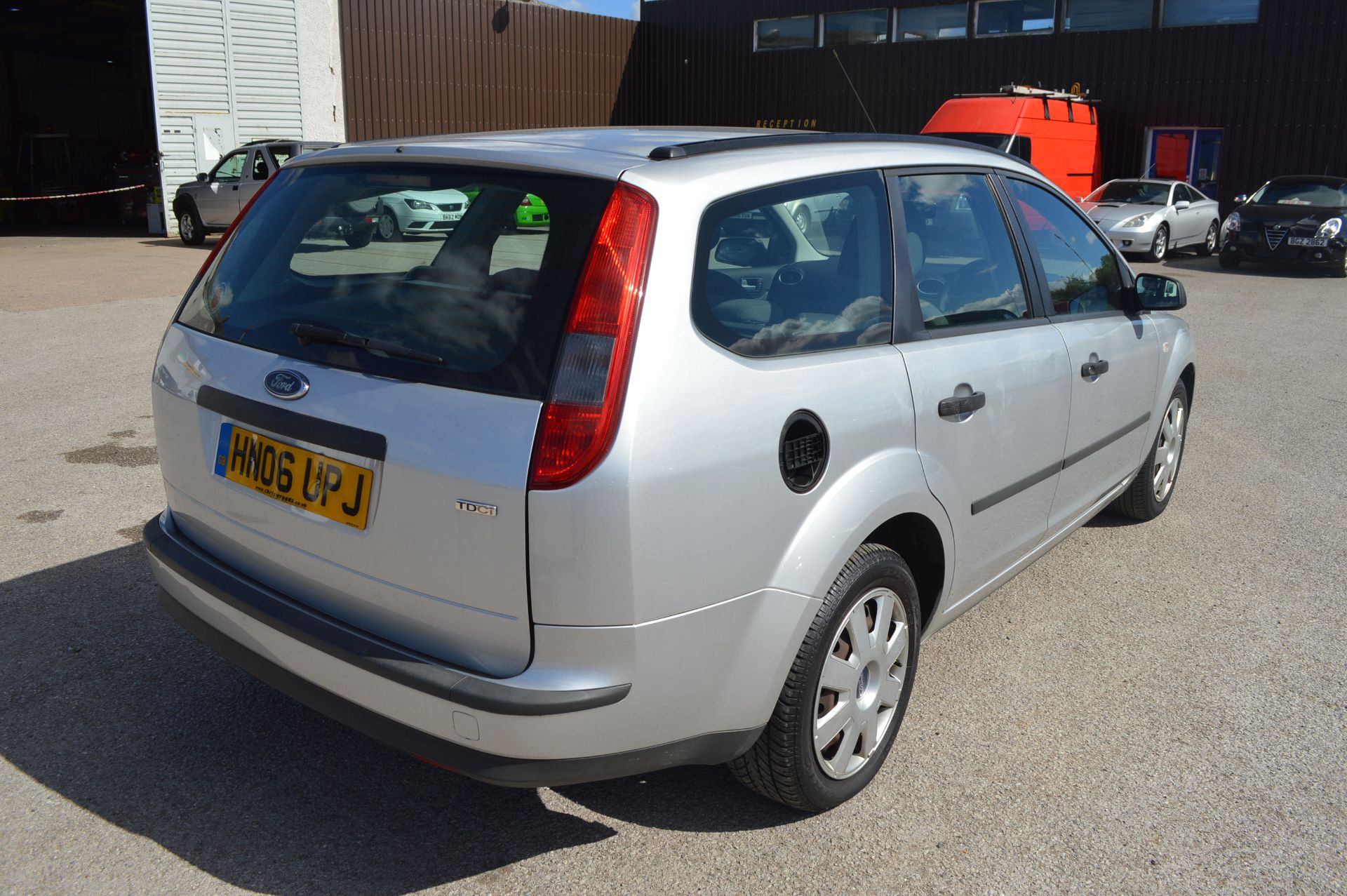 2006/06 REG FORD FOCUS LX TDCI ESTATE - AIR CONDITIONING *NO VAT* - Image 6 of 27