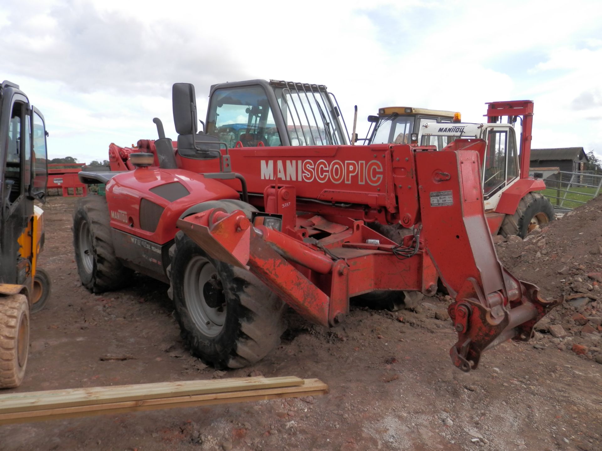 2003 MANITOU MANISCOPIC TELE LIFT WITH FORKS,3.5 TONNE LIFT CAPACITY.