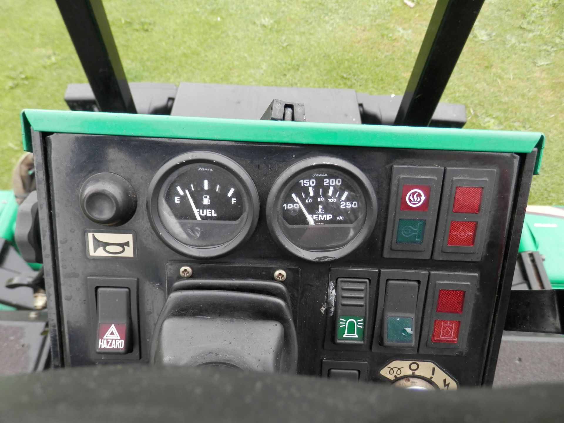 WORKING 2005 RANSOMES 2130 2 WHEEL DRIVE HIGHWAY GANG MOWER, KUBOTA DIESEL ENGINE. - Image 12 of 12