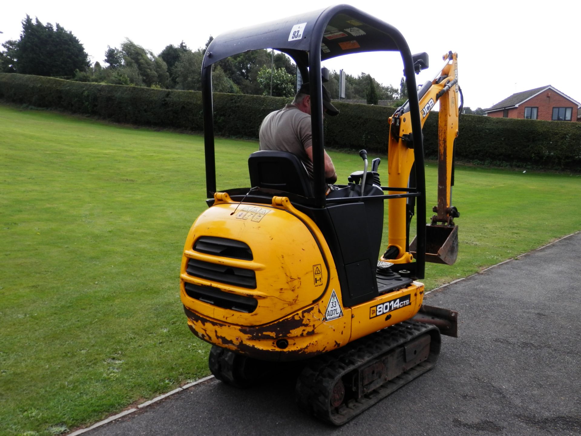 JCB 8014 CTS TRACKED MINI DIGGER, ALL WORKING INCLUDING BUCKET.INTERNAL BOOM HOSES. - Image 8 of 13