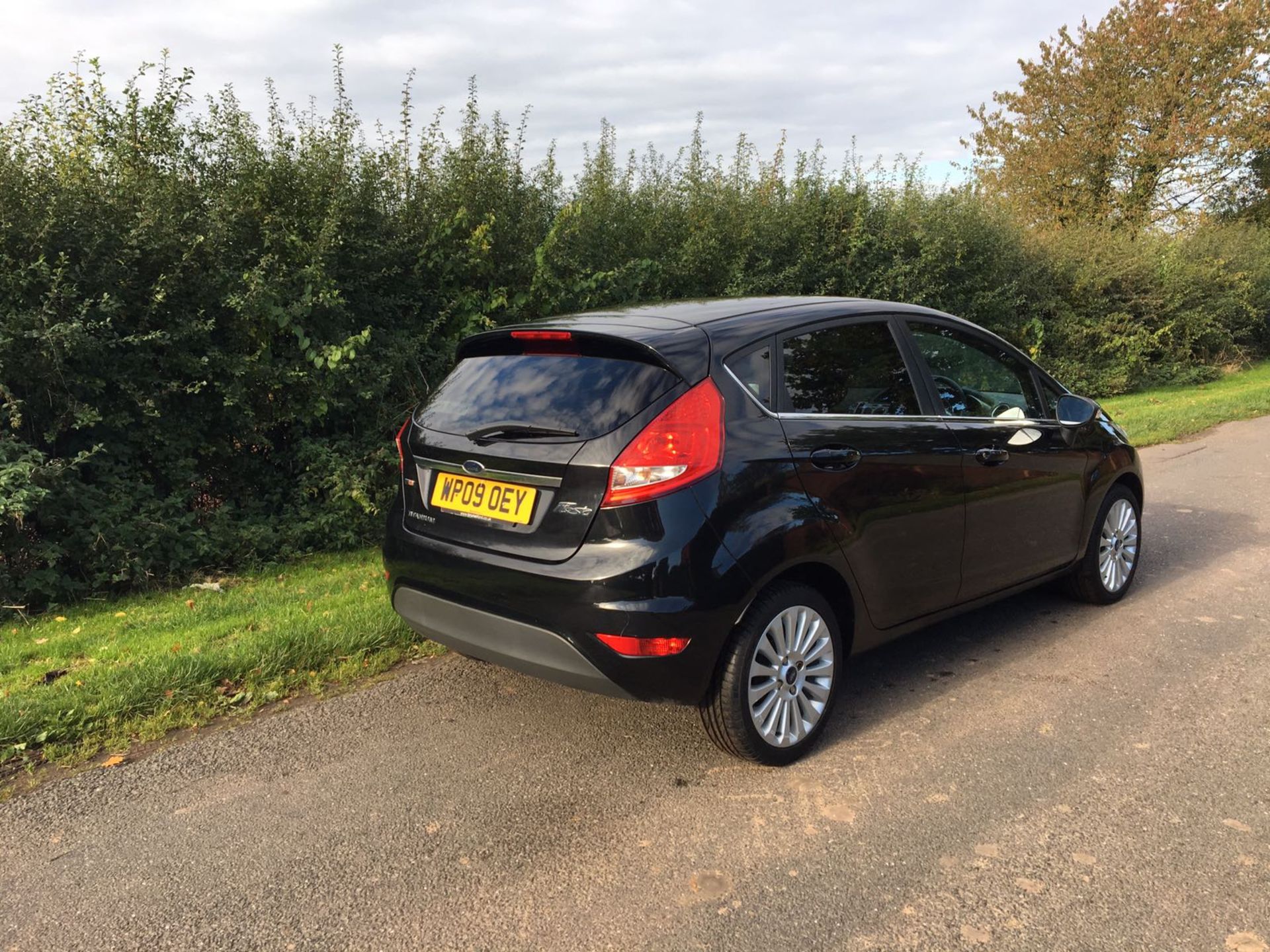 2009/09 REG FORD FIESTA TITANIUM 90 TDCI *NO VAT* - Image 6 of 18