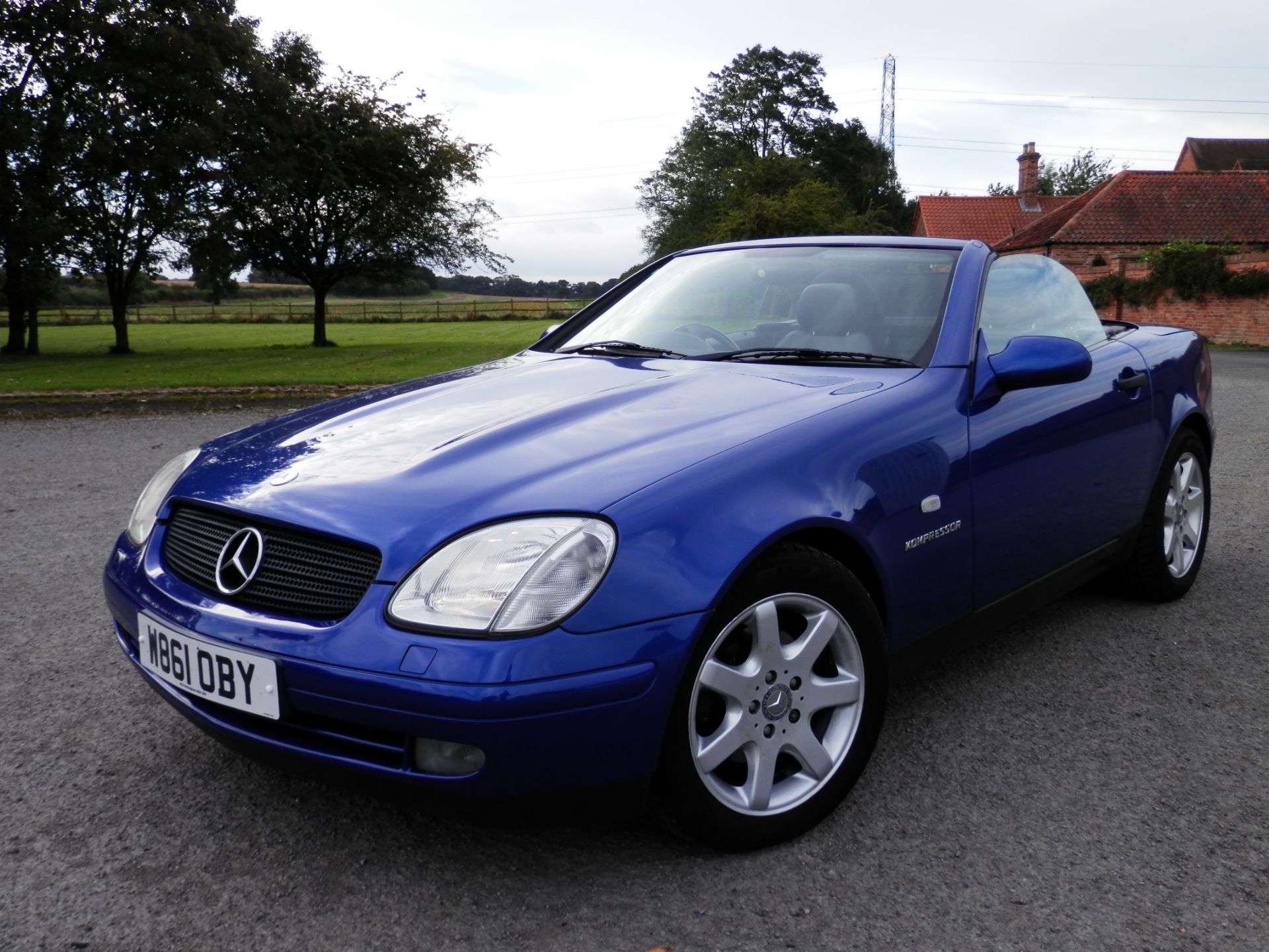 2000/W MERCEDES SLK 230 KOMPRESSOR CONVERTIBLE, BLUE, BLACK LEATHER 158K MILES. MOT MARCH 2017. - Image 2 of 37