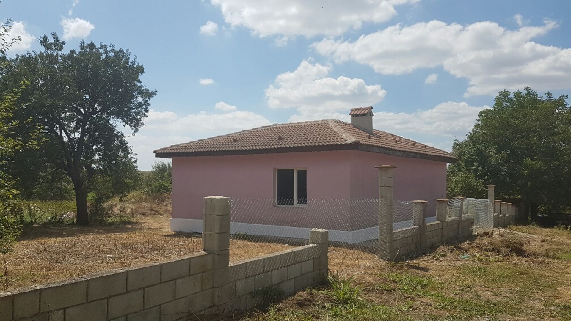 RECENTLY BUILT VILLA JASMINE IN THE VILLAGE OF BALKANTSI, BULGARIA *NO VAT* - Image 4 of 28