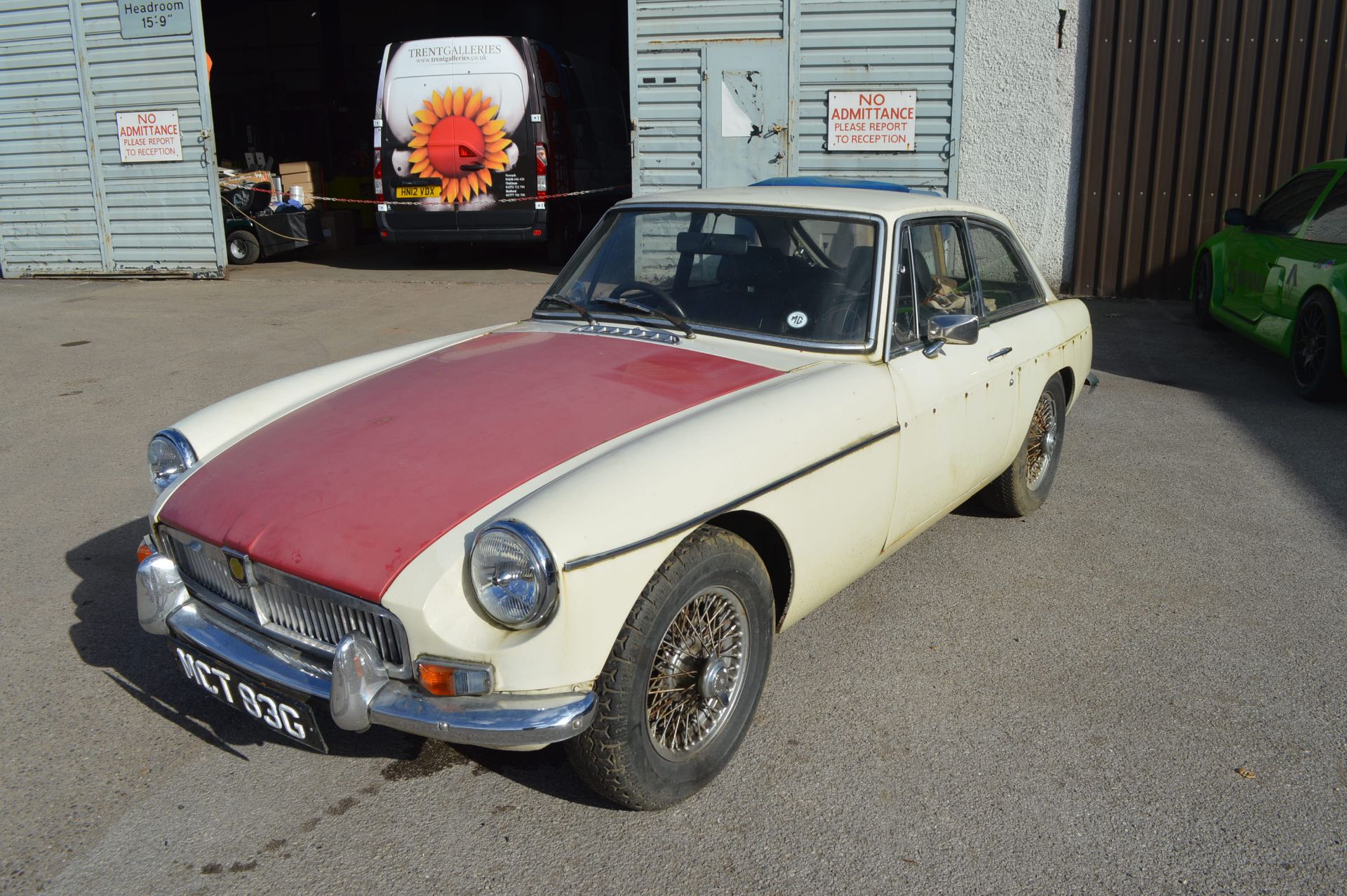 1969 MG B GT 1.8 DIESEL - SHOWING 3 FORMER KEEPERS *NO VAT* - Image 3 of 22