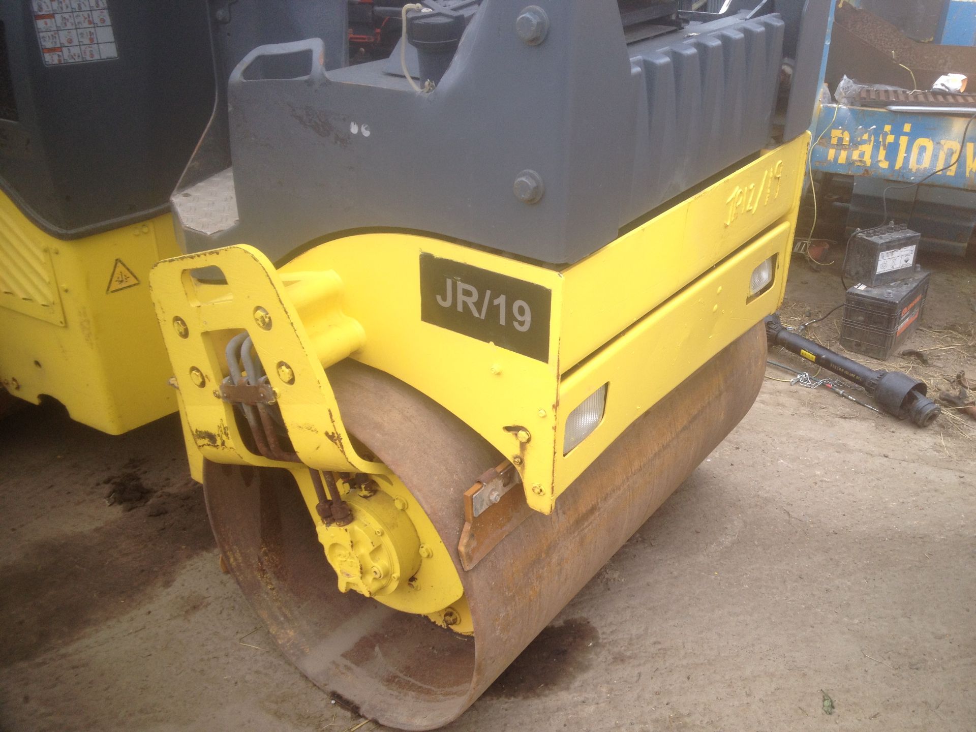 2009 BOMAG 120 ROLLER - Image 2 of 6