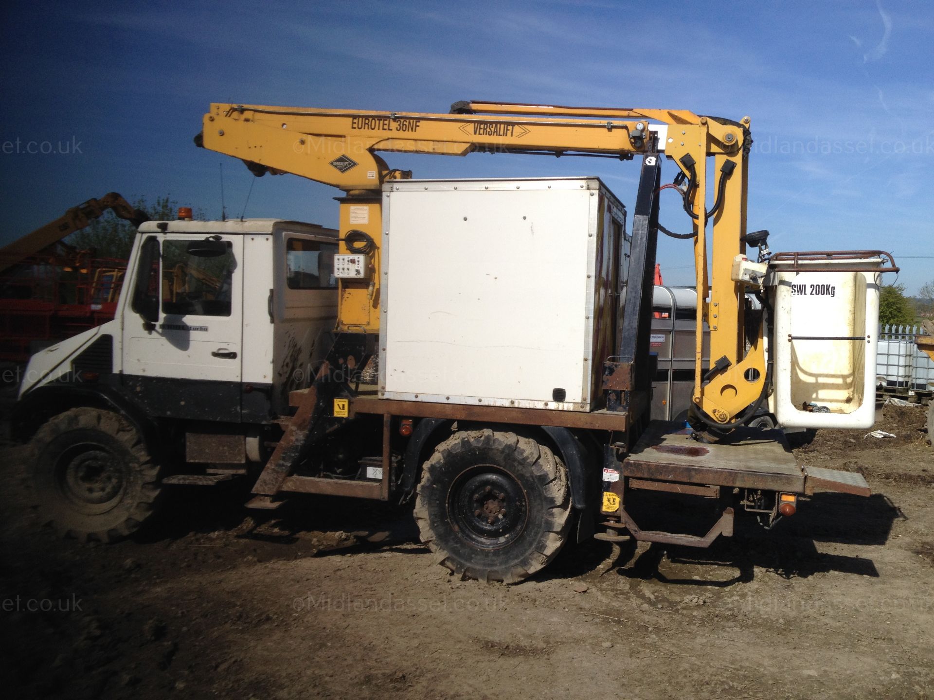 2002 UNIMOG U100L TURBO WITH REAR BOOM LIFT - Image 3 of 6