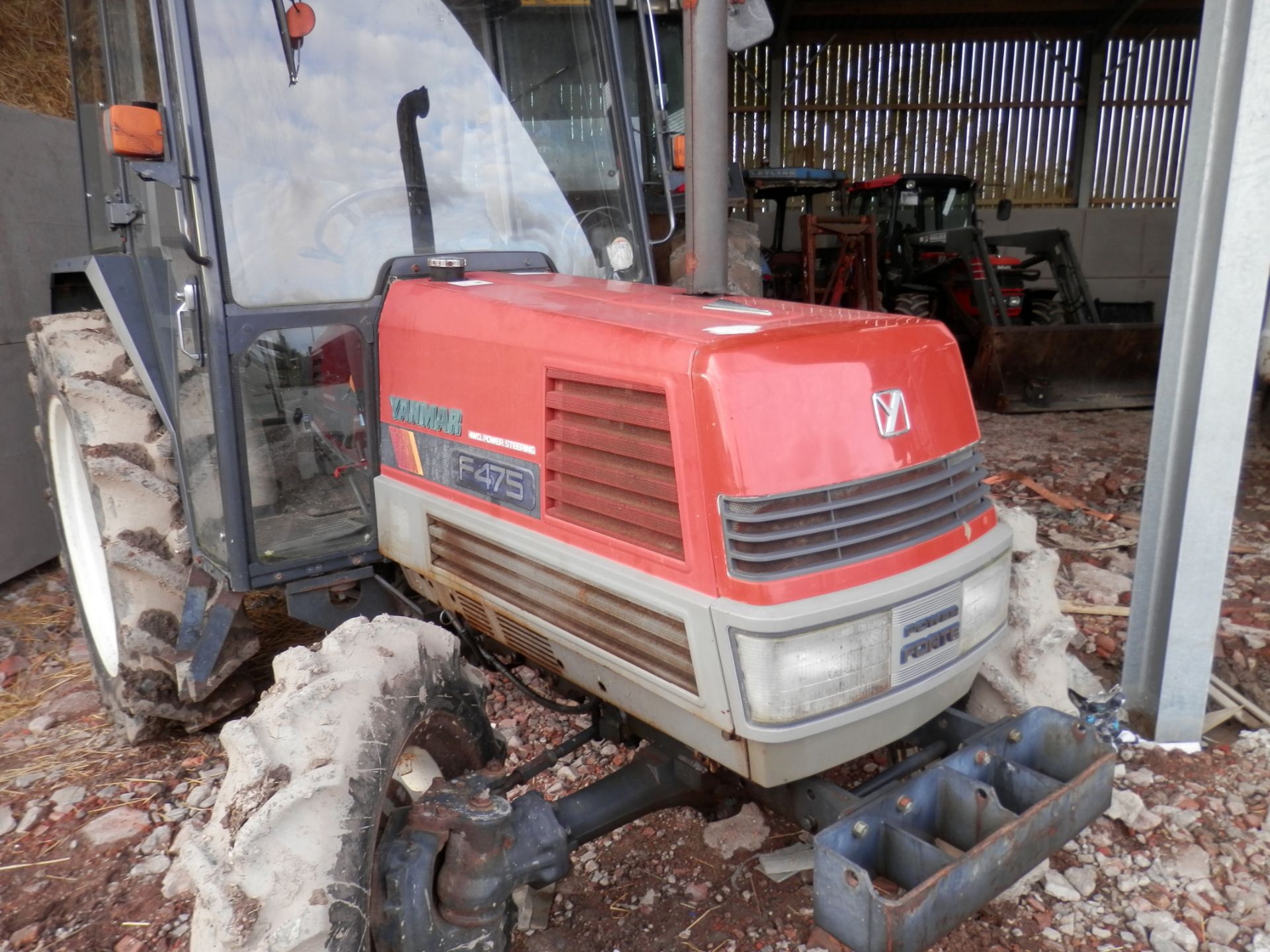 GOOD WORKING YANMAR 475 TRACTOR. COLLECTION FROM S45 SHEFFIELD. - Image 3 of 9