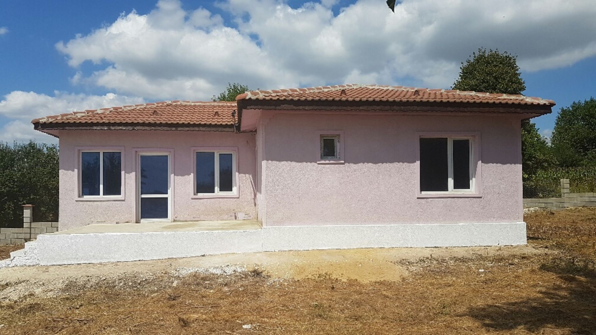 RECENTLY BUILT VILLA JASMINE IN THE VILLAGE OF BALKANTSI, BULGARIA *NO VAT* - Image 2 of 28