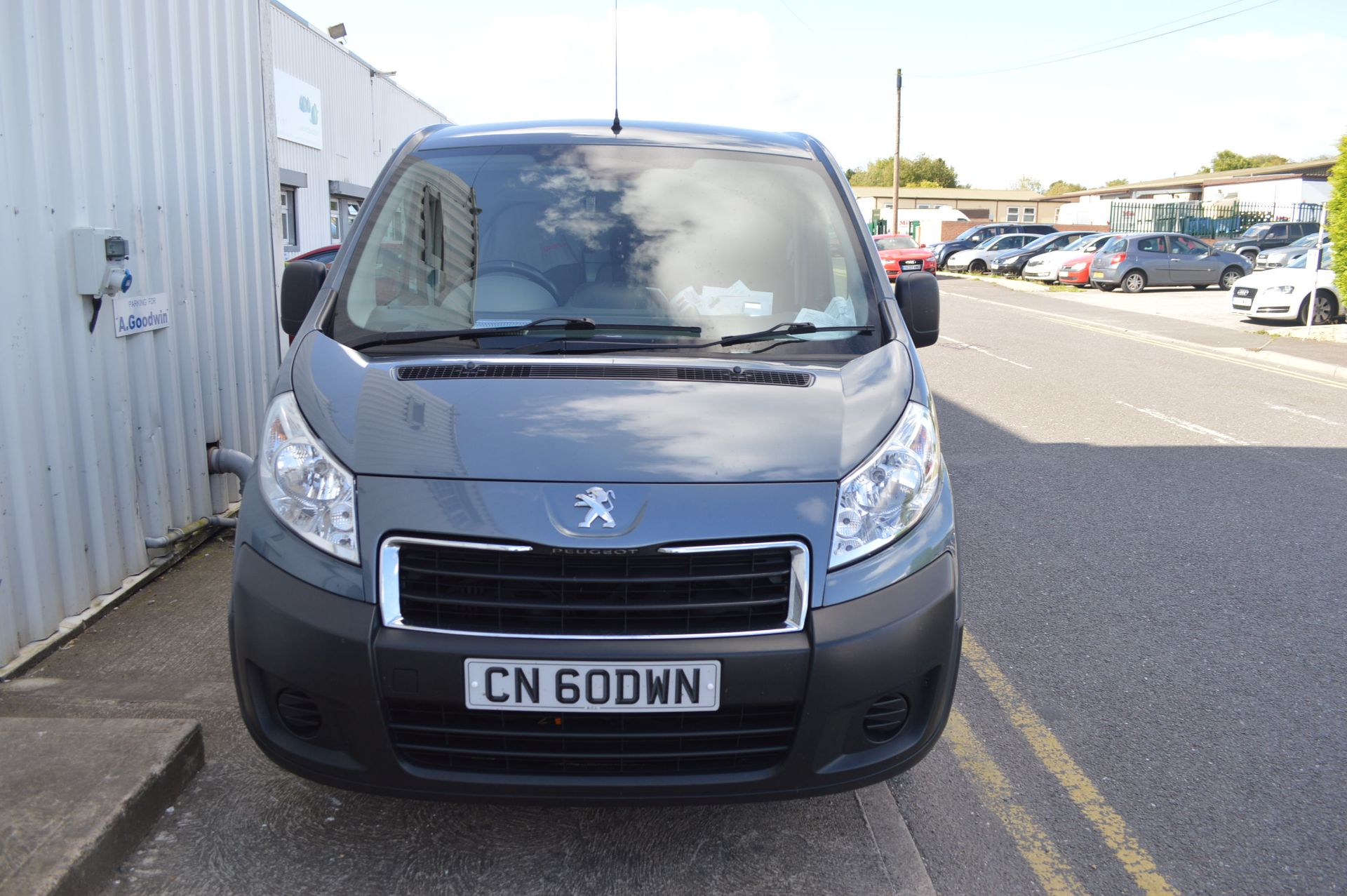 2012/62 PEUGEOT EXPERT 1200 L1H1 HDI - SHOWING 1 FORMER KEEPER *NO VAT* - Image 2 of 13