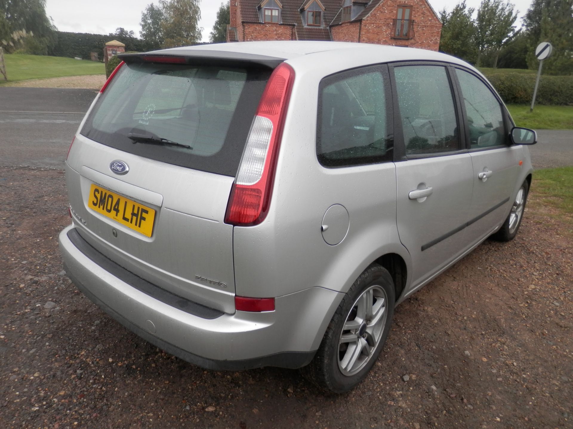 2004/04 FORD FOCUS C-MAX 1.8 ZETEC PETROL, 5 SPEED MANUAL, MOT JUNE 2017. IN DAILY USE. - Image 4 of 23