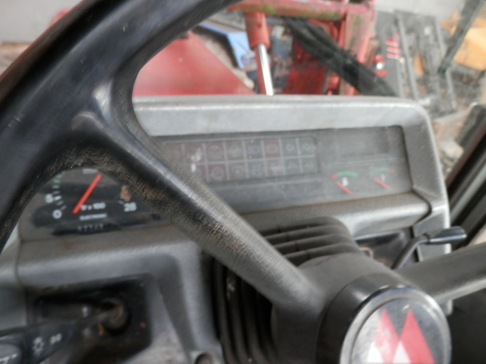 1992 J REG MASSEY FERGUSON 3125 DIESEL TRACTOR,WORKING - Image 4 of 9