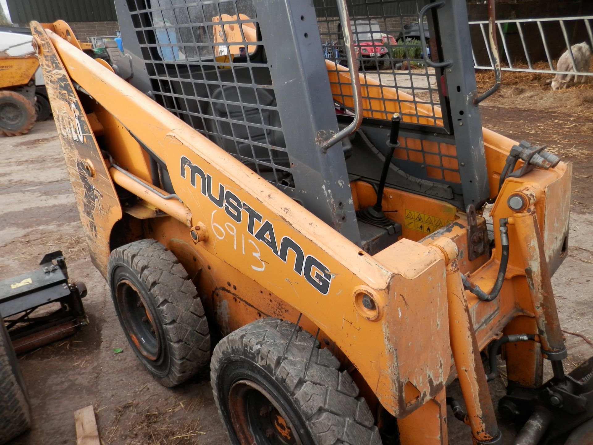 2007 MUSTANG SKID STEER 1.8 TONNE 35 BHP DIESEL ENGINE - Image 6 of 7