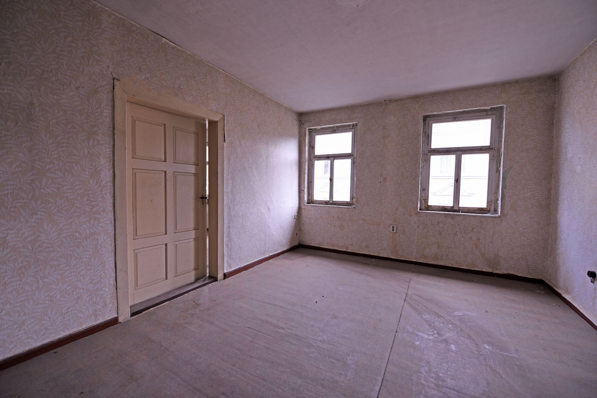 FREEHOLD 3 STOREY PROPERTY IN THURINGIA, GERMANY - Image 36 of 49