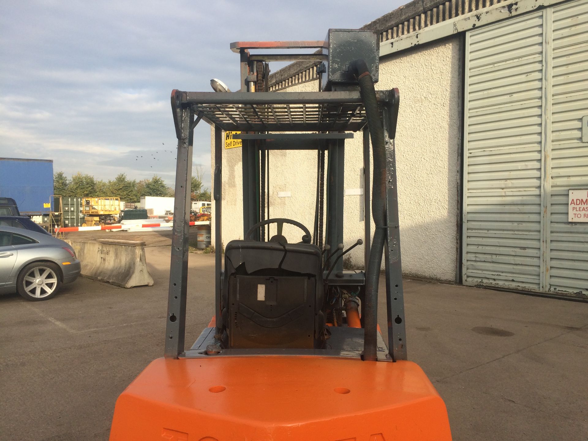 2 TONNE TOYOTA FORKLIFT, IN WORKING ORDER, STARTS RUNS & LIFTS *NO VAT* - Image 7 of 14