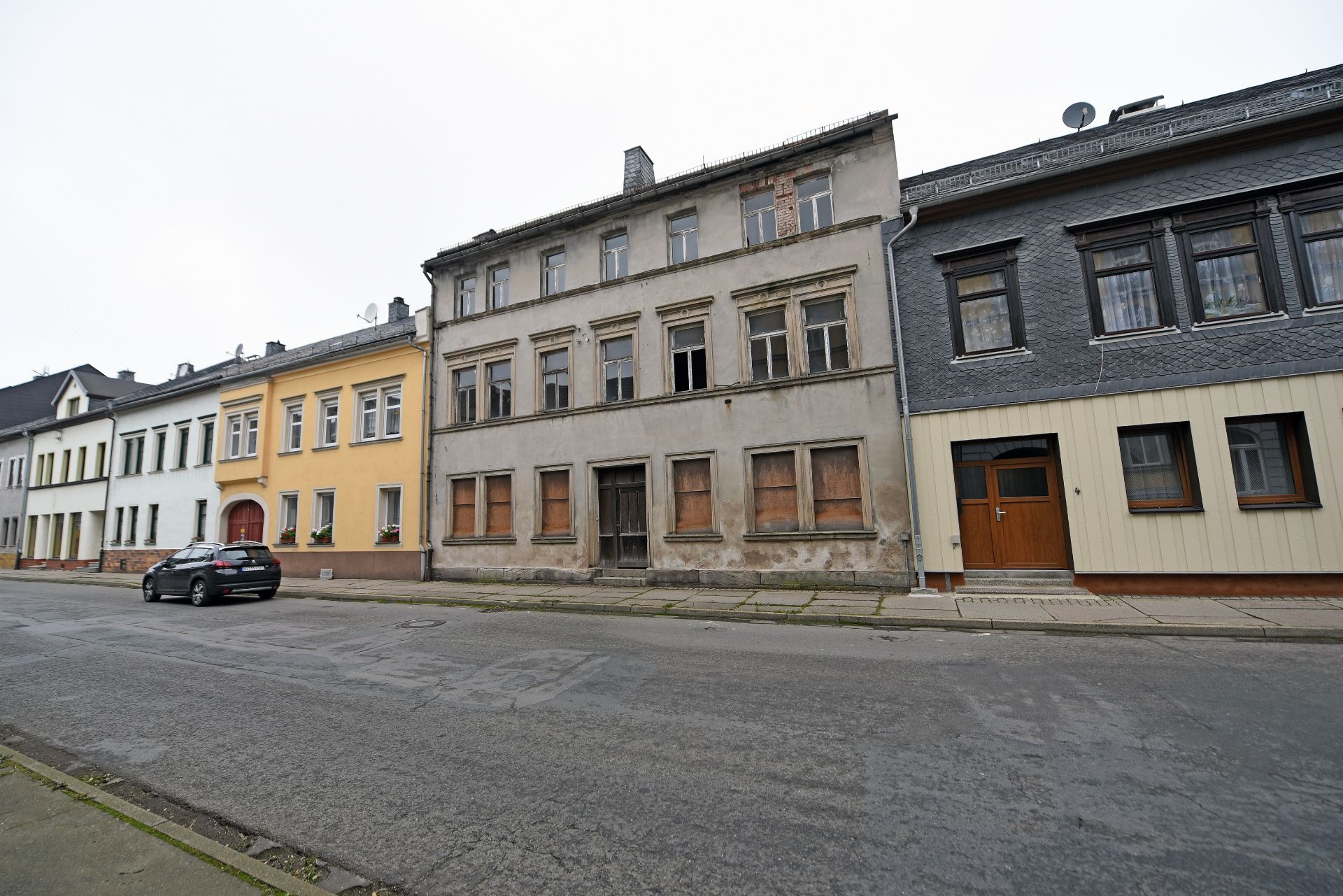 FREEHOLD 3 STOREY PROPERTY IN THURINGIA, GERMANY - Image 7 of 49