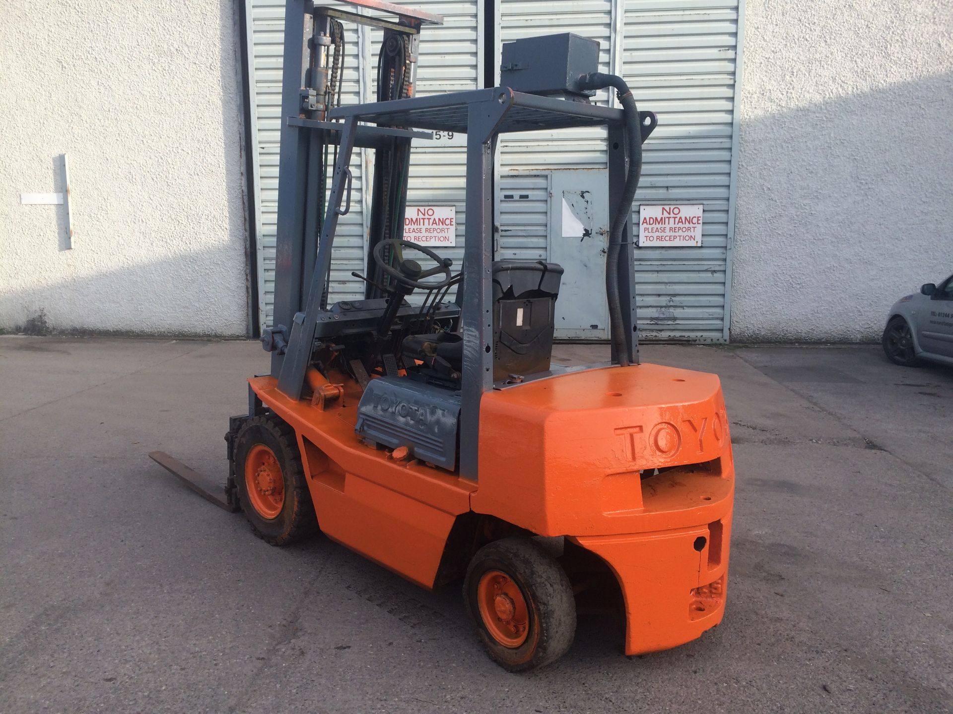 2 TONNE TOYOTA FORKLIFT, IN WORKING ORDER, STARTS RUNS & LIFTS *NO VAT* - Image 5 of 14