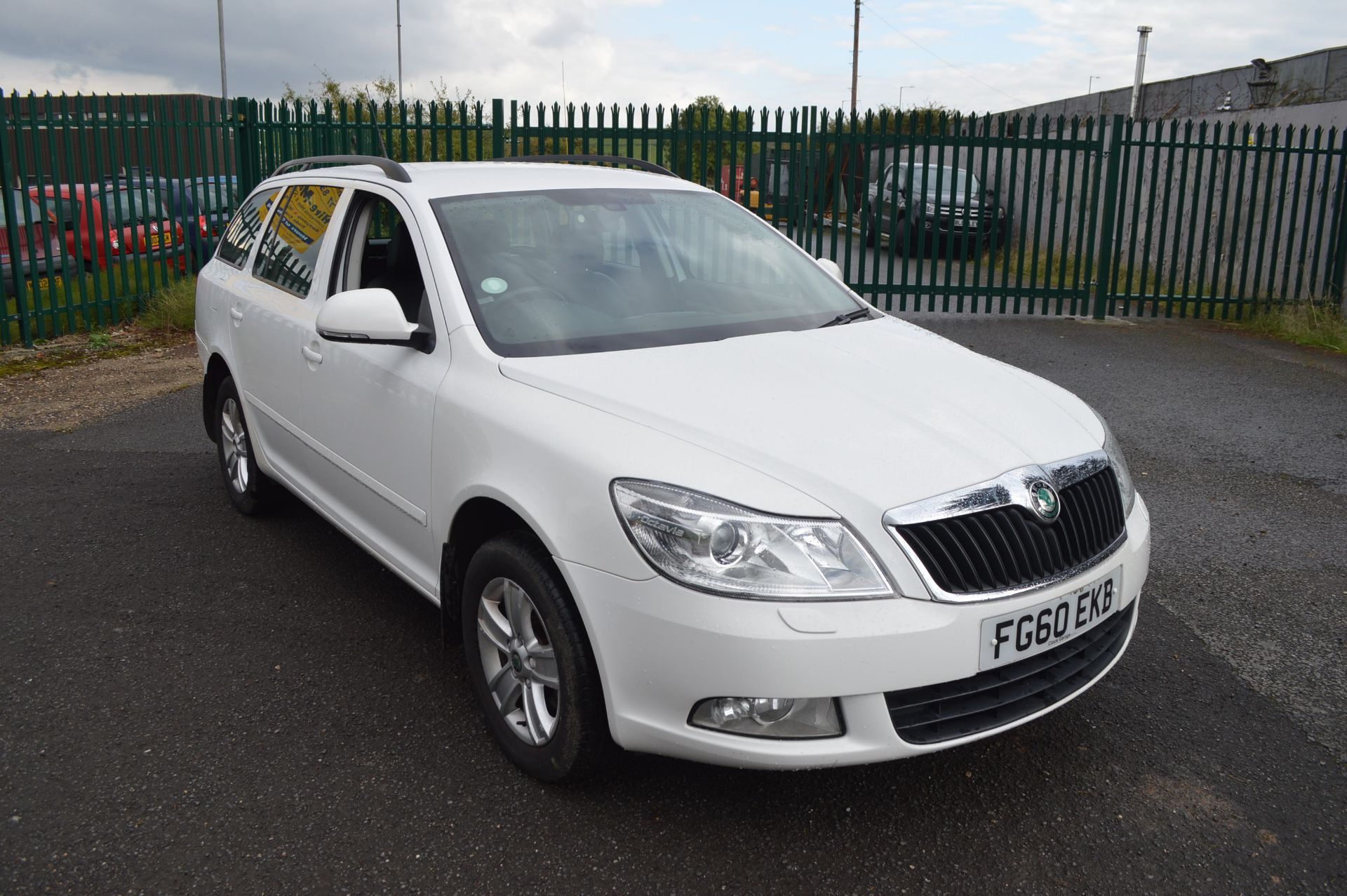 2010/60 REG SKODA OCTAVIA TDI 4X4 - SHOWING 2 FORMER KEEPERS *NO VAT*